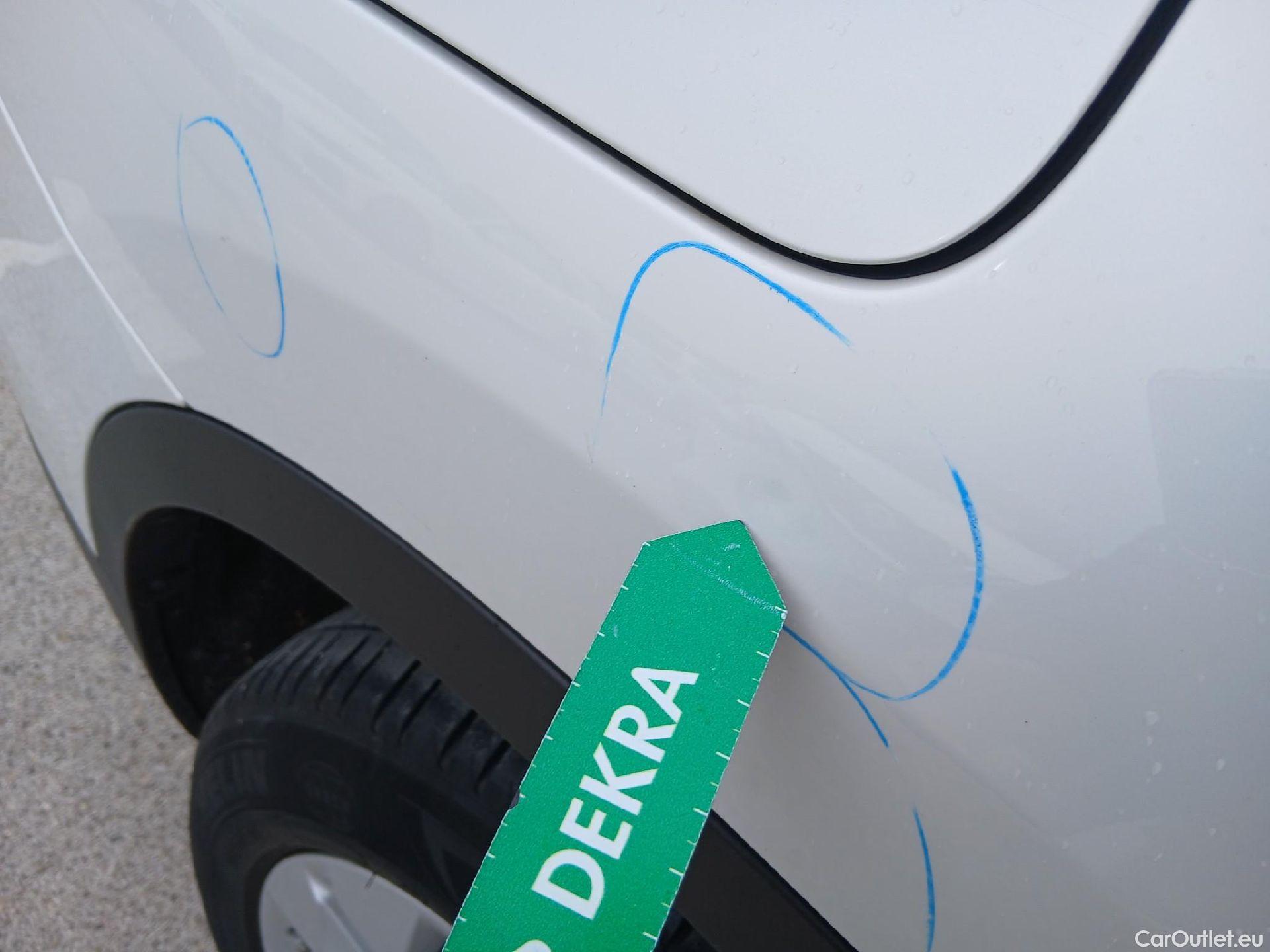  Bmw  X1 BMW  / 2019 / 5P / todoterreno sDrive18dA Corporate (AC4) #28