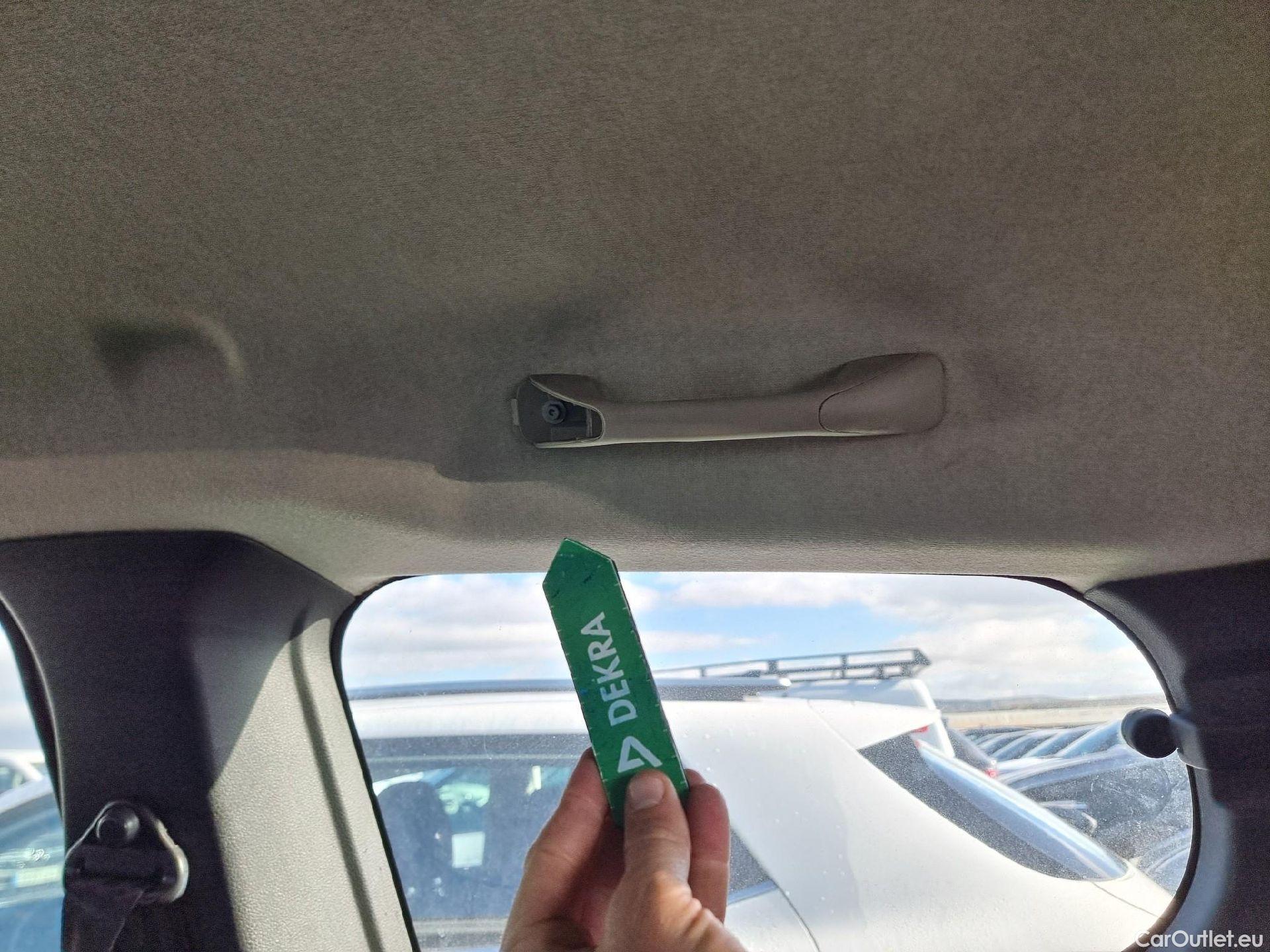  Dacia  Lodgy DACIA  / 2012 / 5P / monovolumen compacto Comfort Blue dCi 70kW (95CV) 7Pl - 18 #10