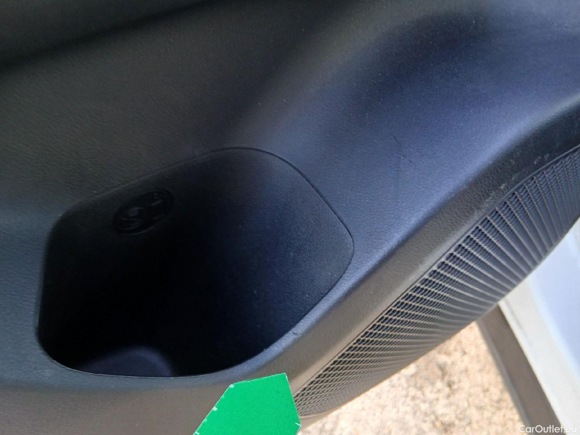  Hyundai  Tucson HYUNDAI  / 2020 / 5P / todoterreno 1.6 TGDI 169kW HEV Tecno Auto 2C #19