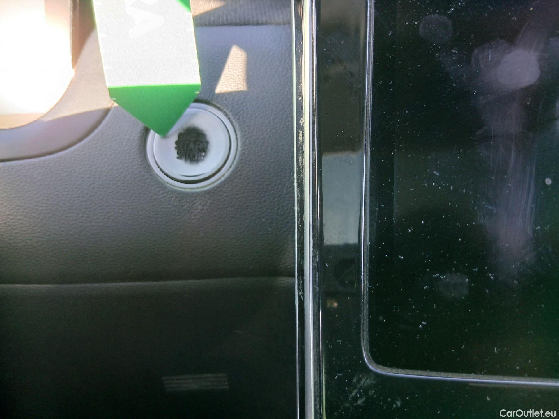  Hyundai  Tucson HYUNDAI  / 2020 / 5P / todoterreno 1.6 TGDI PHEV 195kW Tecno Sky Auto 4x4 #3