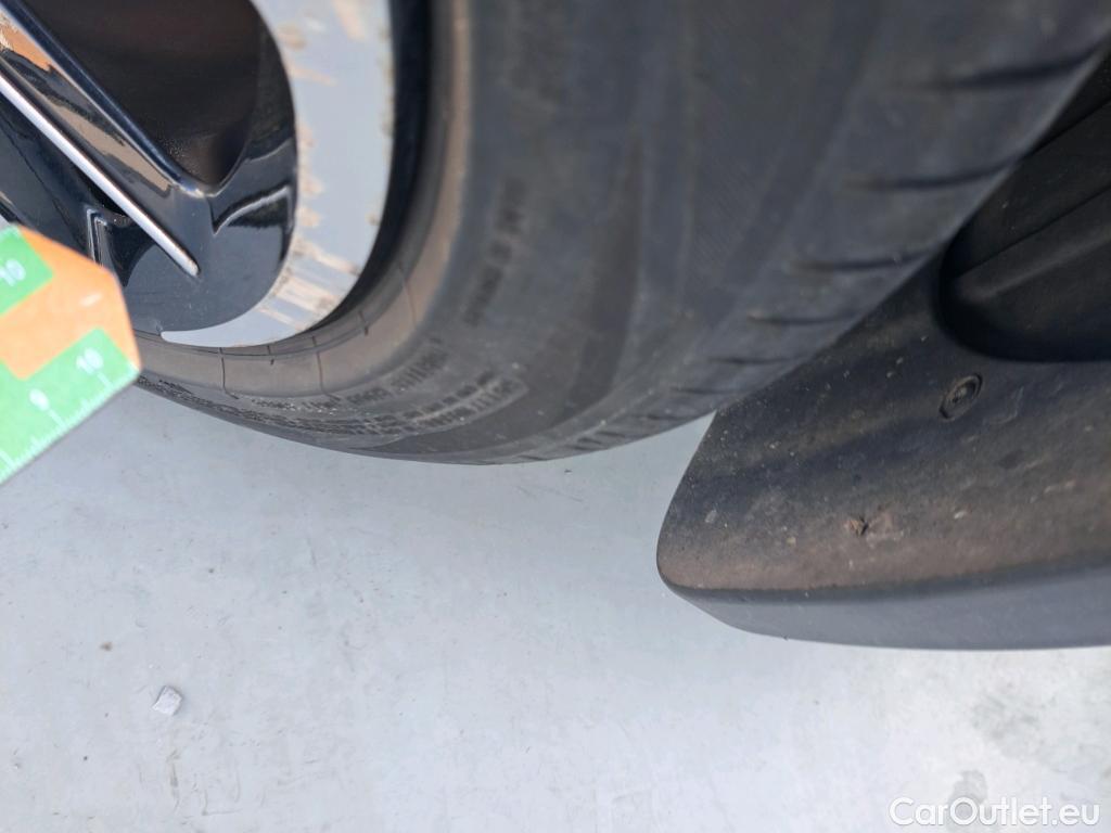  DS  DS7 DS DS 7 Crossback E-Tense / 2017 / 5P / todoterreno 1.6 E-Tense 300 Rivoli Auto 4WD #6