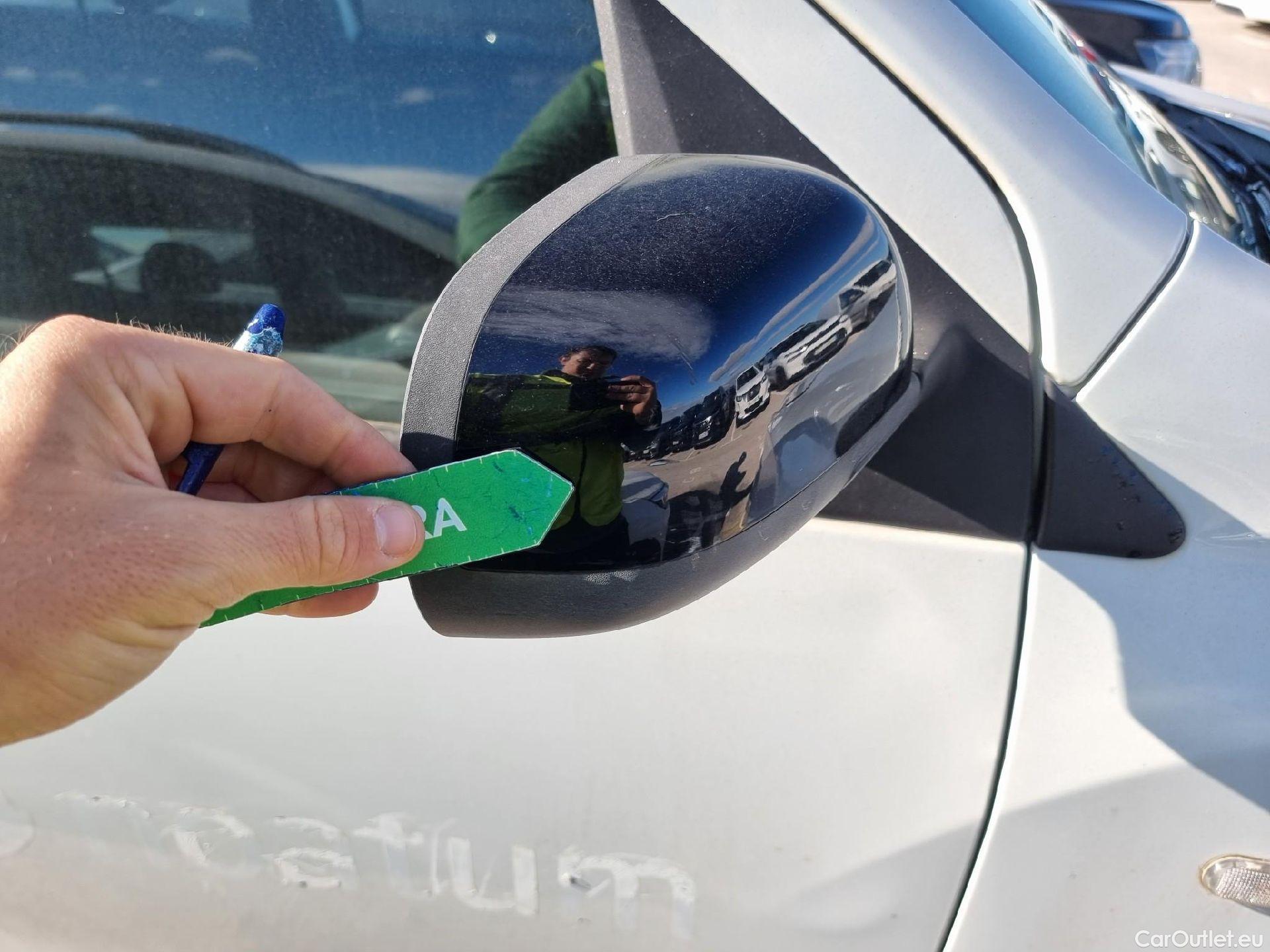  Dacia  Lodgy DACIA  / 2012 / 5P / monovolumen compacto Comfort Blue dCi 70kW (95CV) 7Pl - 18 #44