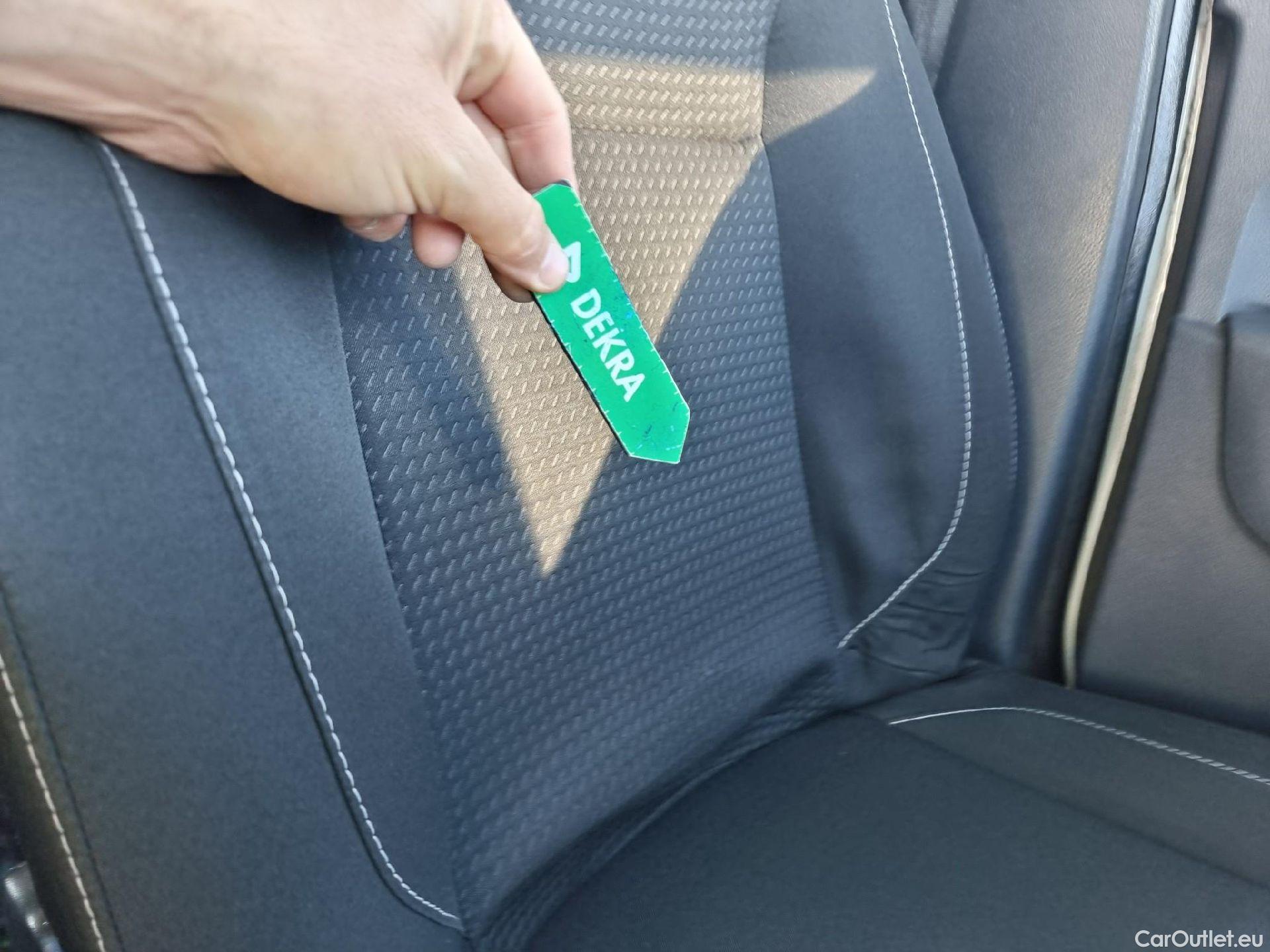  Dacia  Lodgy DACIA  / 2012 / 5P / monovolumen compacto Comfort Blue dCi 70kW (95CV) 7Pl - 18 #20