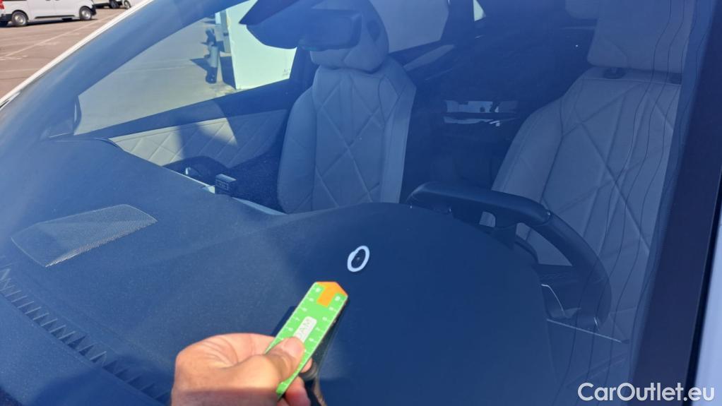  DS  DS7 DS DS 7 Crossback E-Tense / 2017 / 5P / todoterreno 1.6 E-Tense 300 Rivoli Auto 4WD #1