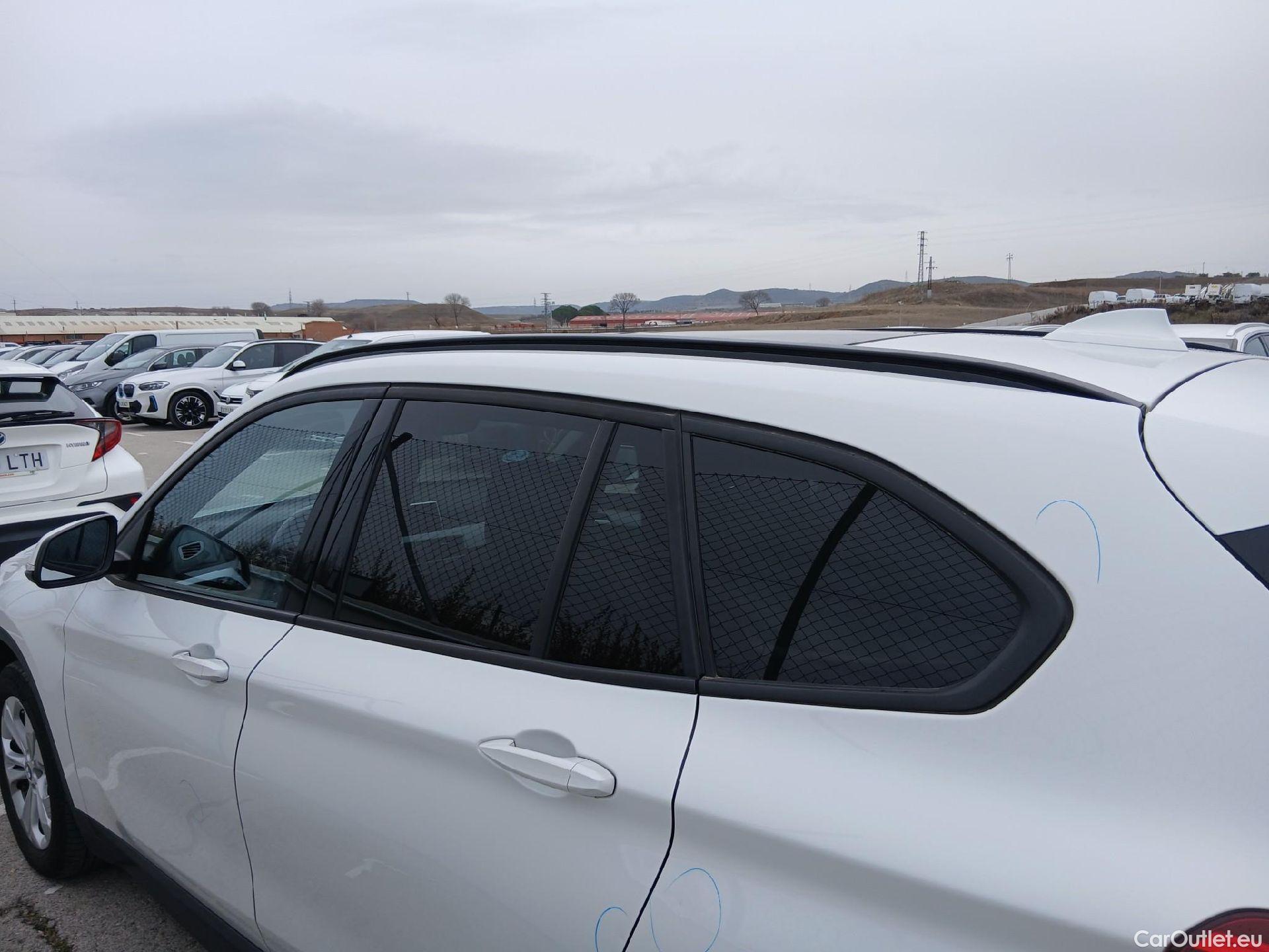  Bmw  X1 BMW  / 2019 / 5P / todoterreno sDrive18dA Corporate (AC4) #24