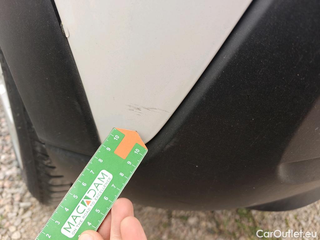  Citroen  C3 CITROEN  / 2020 / 5P / berlina con portón BlueHDi 75KW (100CV) S&S Live Pack #45