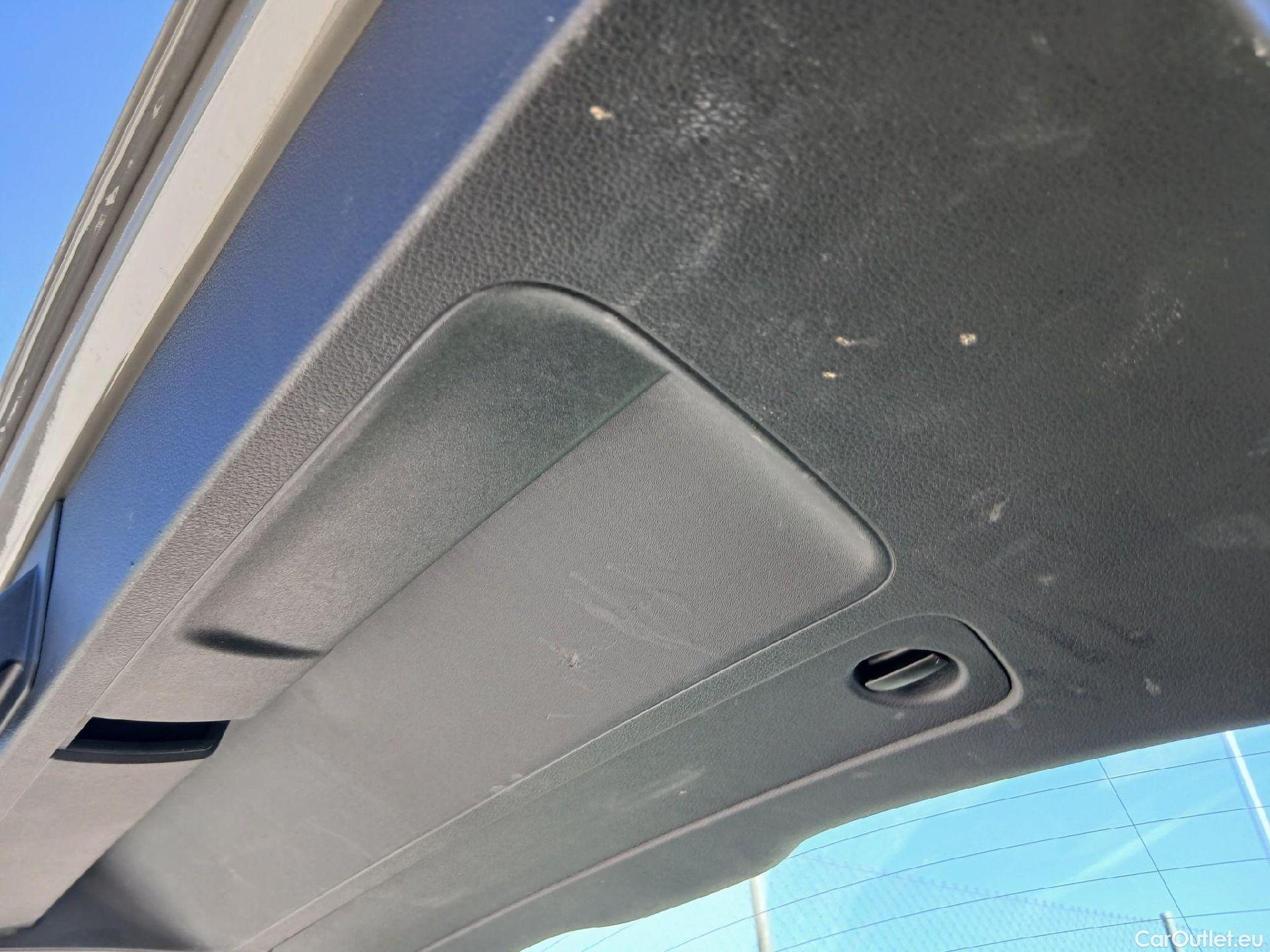  Audi  Q2 AUDI  / 2016 / 5P / todoterreno Design 30 TFSI 85kW (116CV) #1