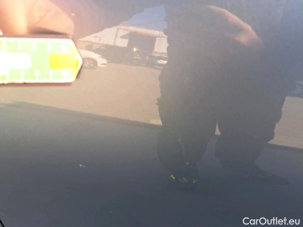  KIA  Cee'd KIA Ceed / 2021 / 5P / berlina con portón 1.0 T-GDi 88kW (120CV) Drive #32