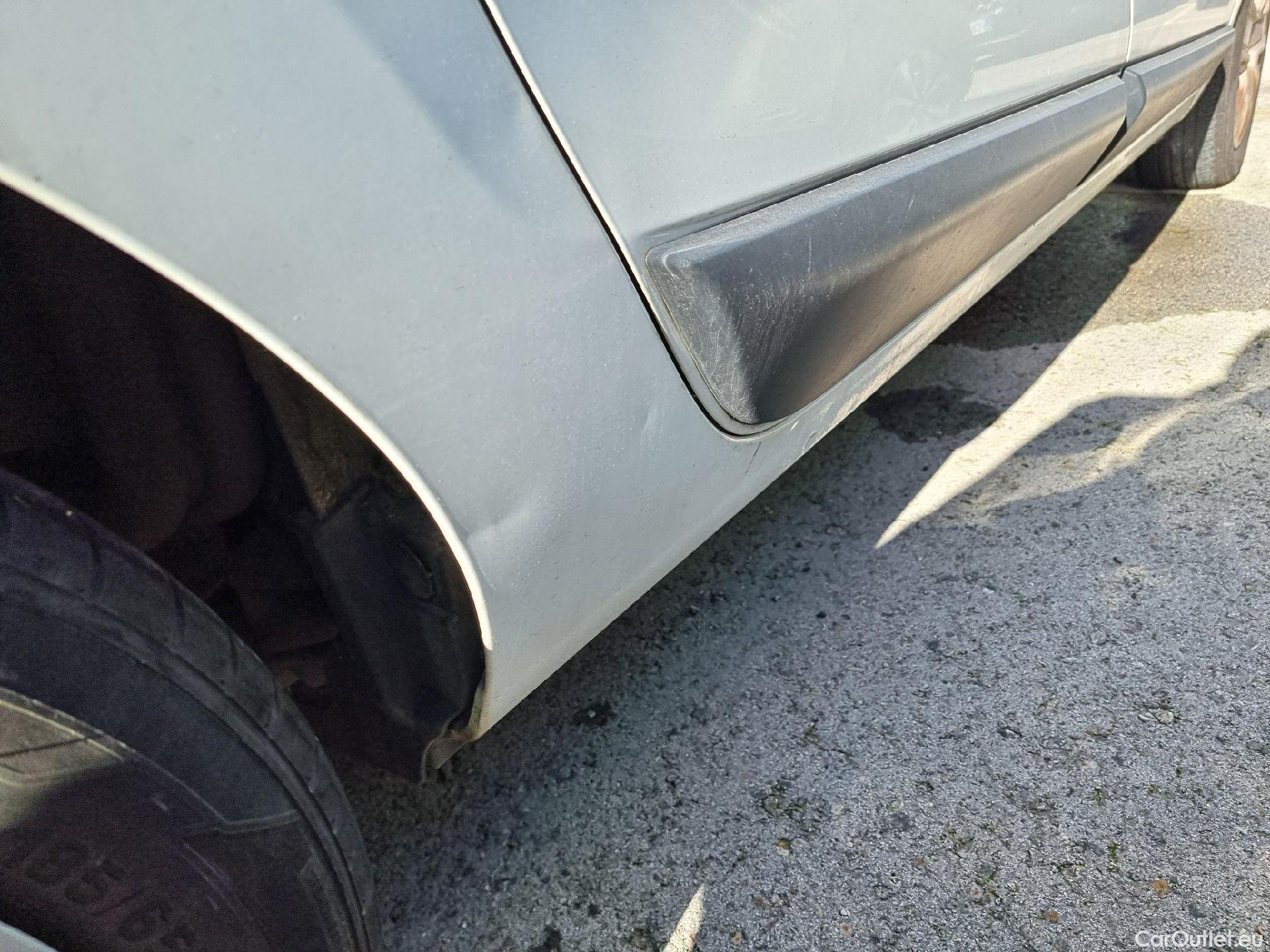  Dacia  Lodgy DACIA  / 2012 / 5P / monovolumen compacto Comfort Blue dCi 70kW (95CV) 7Pl - 18 #39