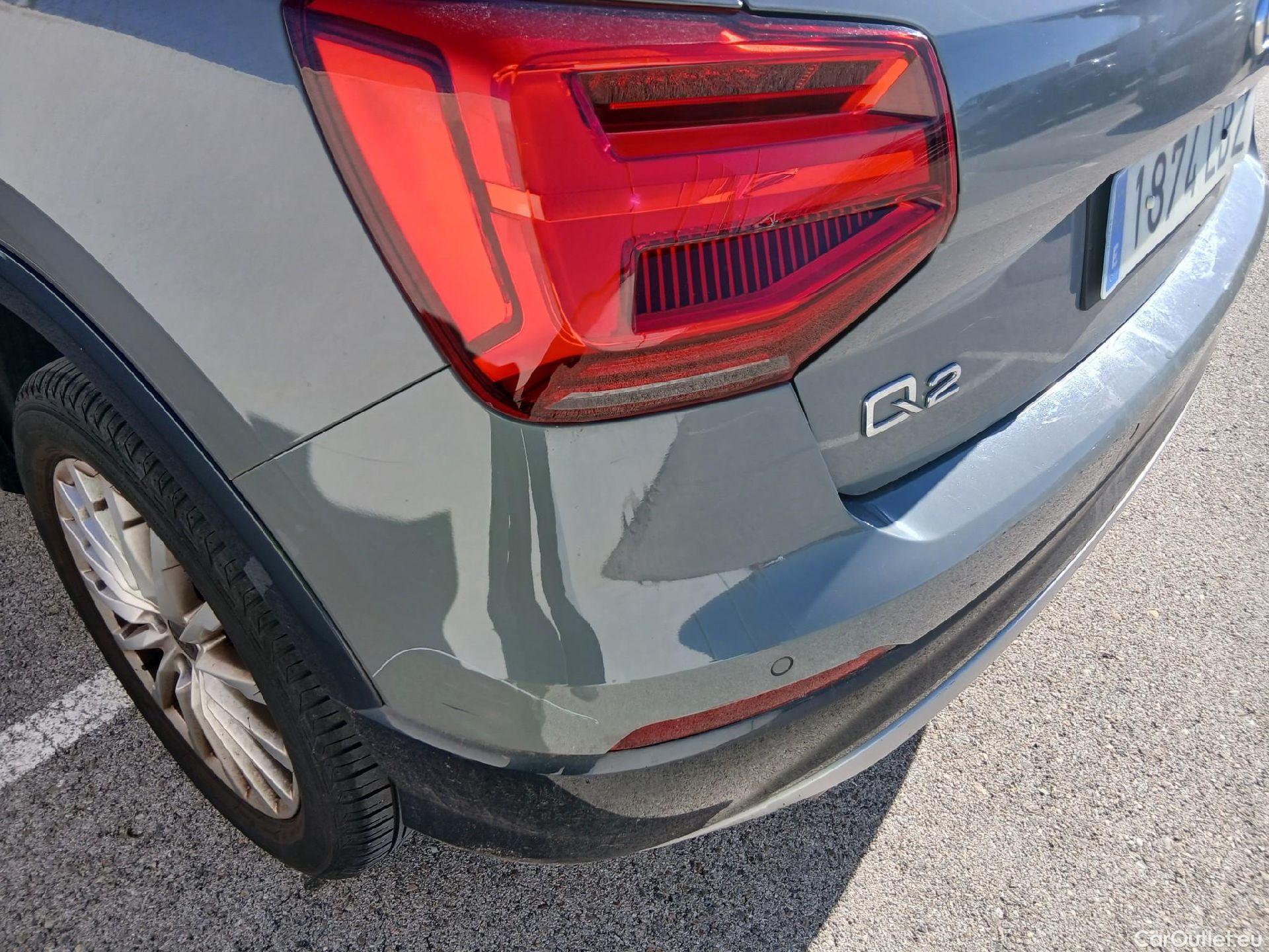  Audi  Q2 AUDI  / 2016 / 5P / todoterreno Design 30 TFSI 85kW (116CV) #24