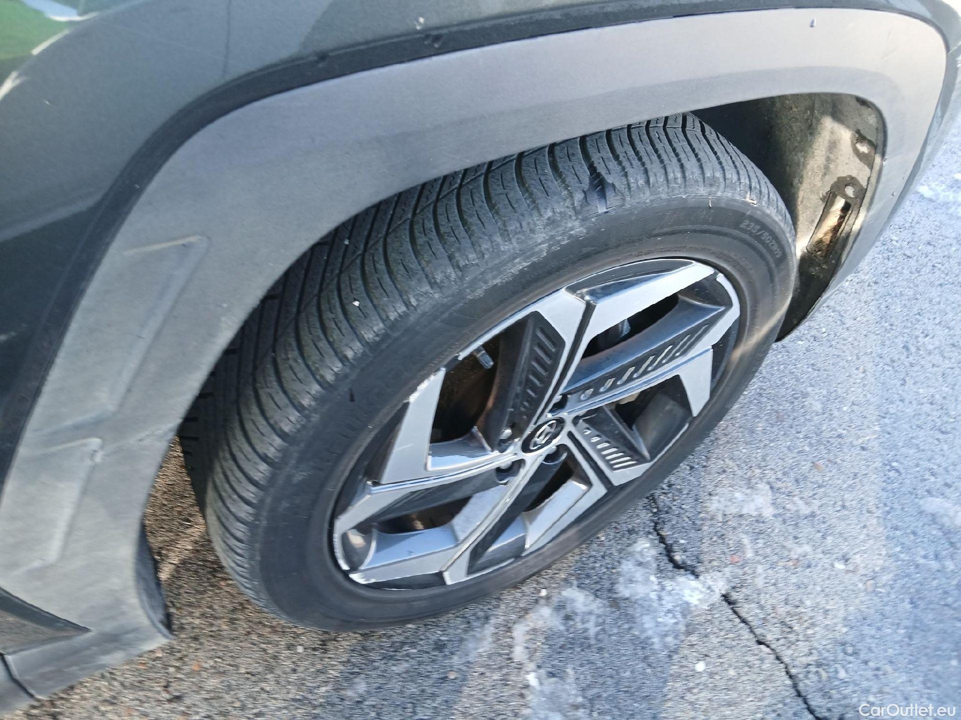  Hyundai  Tucson HYUNDAI  / 2020 / 5P / todoterreno 1.6 TGDI PHEV 195kW Tecno Sky Auto 4x4 #8