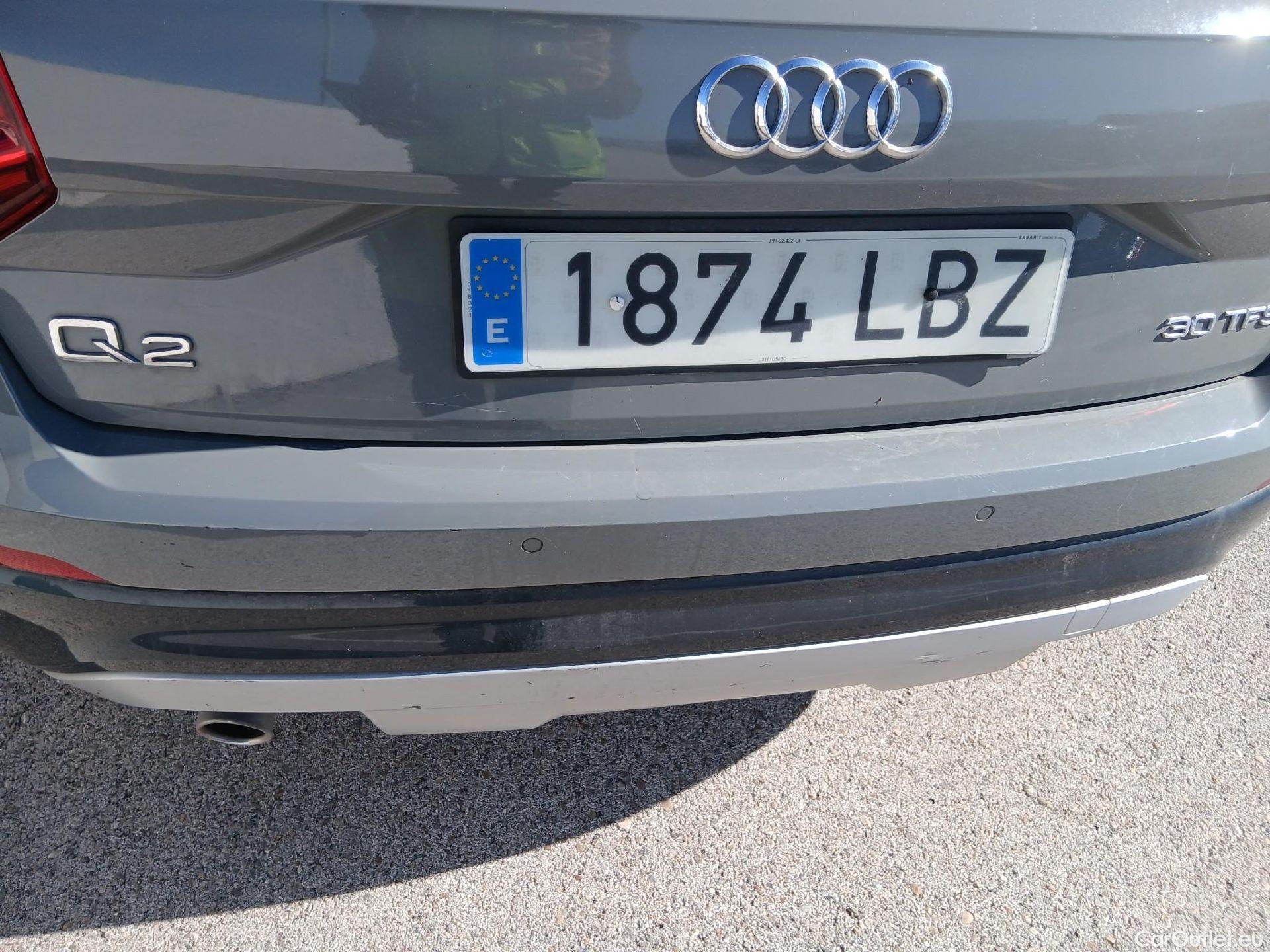  Audi  Q2 AUDI  / 2016 / 5P / todoterreno Design 30 TFSI 85kW (116CV) #26