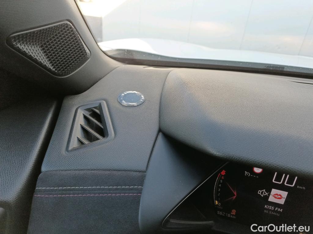  Citroen  DS3 DS DS 3 Crossback / 2018 / 5P / todoterreno PureTech 73 kW Manual PERFORMANCE LINE (AC) #33