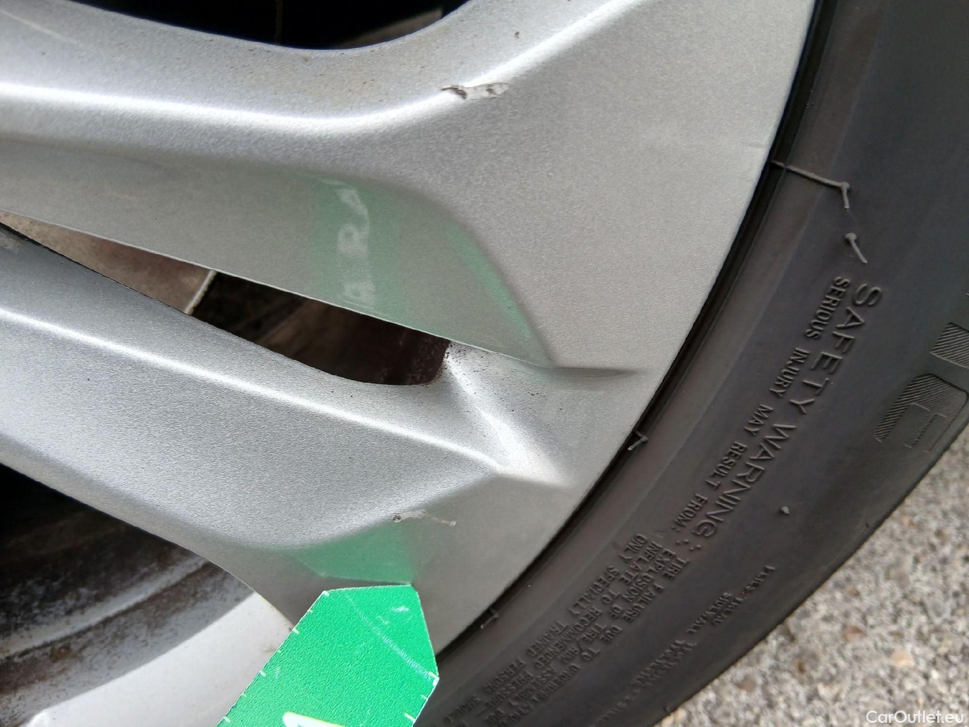  Bmw  X1 BMW  / 2019 / 5P / todoterreno sDrive18dA Corporate (AC4) #11