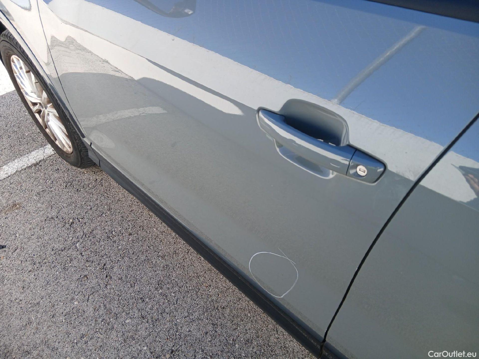  Audi  Q2 AUDI  / 2016 / 5P / todoterreno Design 30 TFSI 85kW (116CV) #18