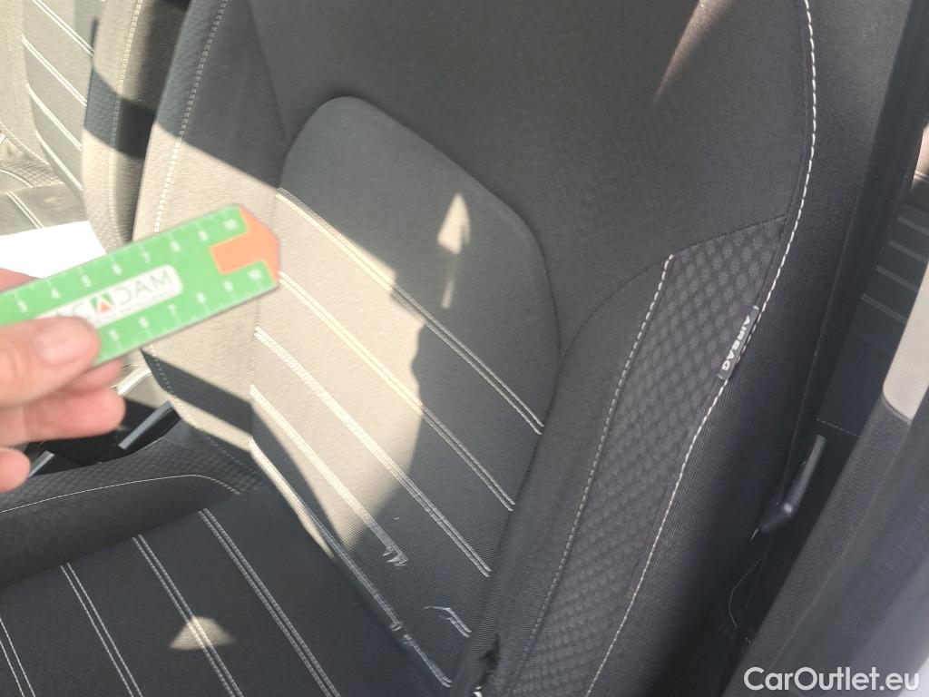  Dacia  Duster DACIA  / 2018 / 5P / todoterreno Comfort Blue dCi 85kW (115CV) 4X4 #14