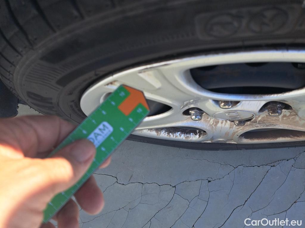  KIA  Picanto KIA  / 2020 / 5P / berlina con portón 1.0 DPi 49kW (67CV) Concept #35