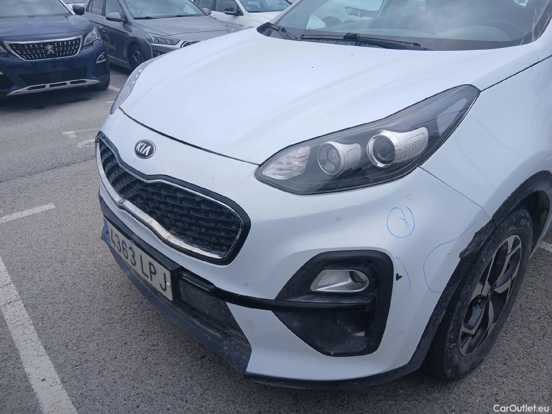  KIA  Sportage KIA  / 2018 / 5P / todoterreno 1.6 MHEV Business 100kW (136CV) 4x4 #10