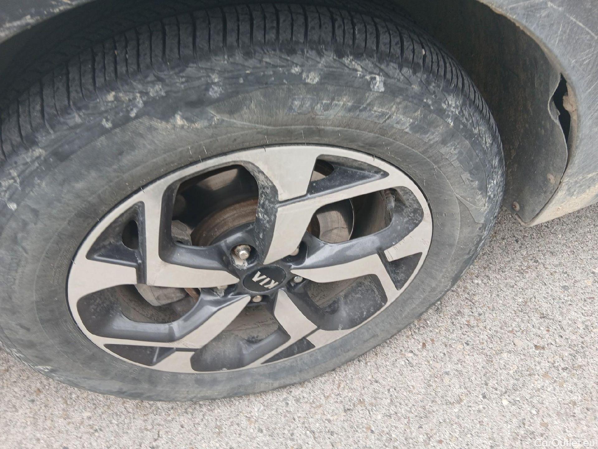  KIA  Sportage KIA  / 2018 / 5P / todoterreno 1.6 MHEV Business 100kW (136CV) 4x4 #22