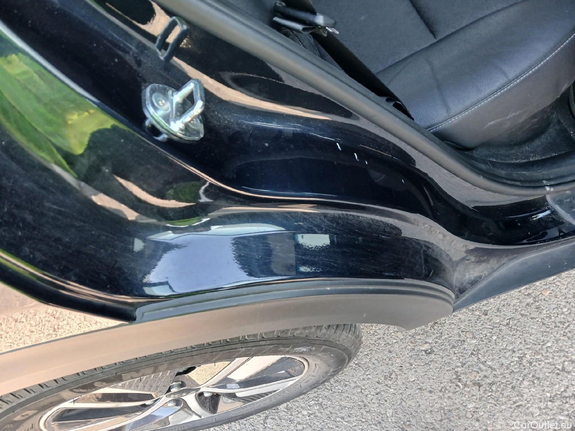  KIA  Niro KIA  / 2019 / 5P / crossover 1.6 GDi PHEV 104kW (141CV) Drive #30