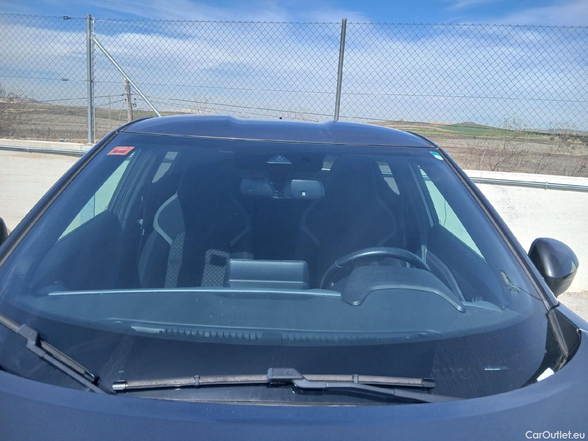  Nissan  Juke NISSAN  / 2019 / 5P / crossover DIG-T 84 kW (114 CV) DCT 7 V N-Connecta (AC2) #5