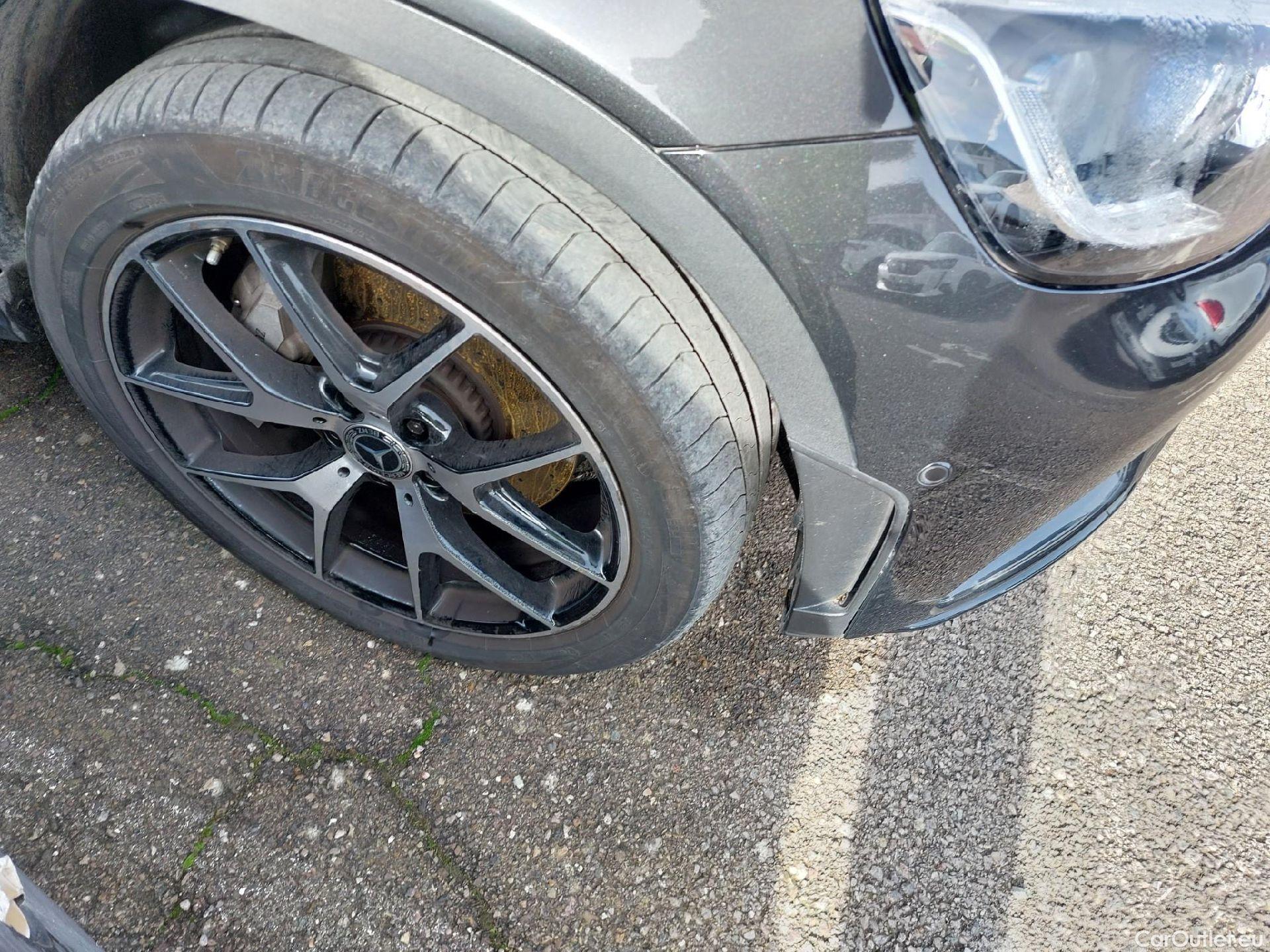  Mercedes  G-Klasee MERCEDES-BENZ GLC Coupé / 2019 / 5P / coupé GLC 300 de 4MATIC #9