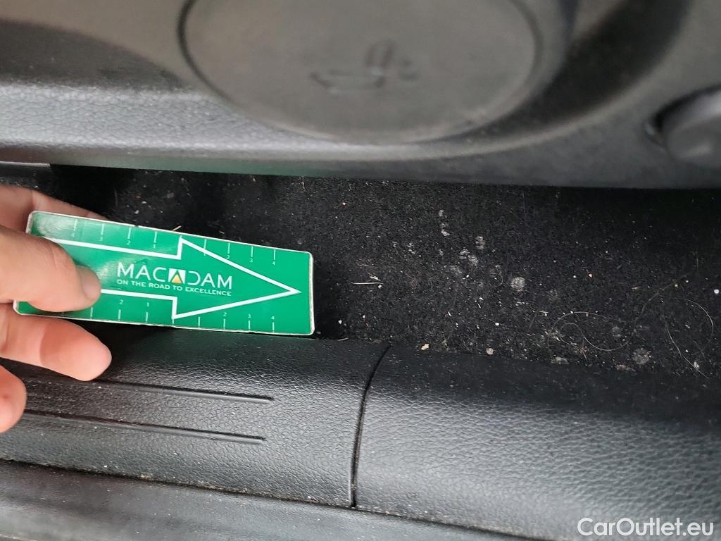  KIA  Sportage KIA  / 2022 / 5P / todoterreno 1.6 T-GDi MHEV 110kW (150CV) Drive 4x2 #4