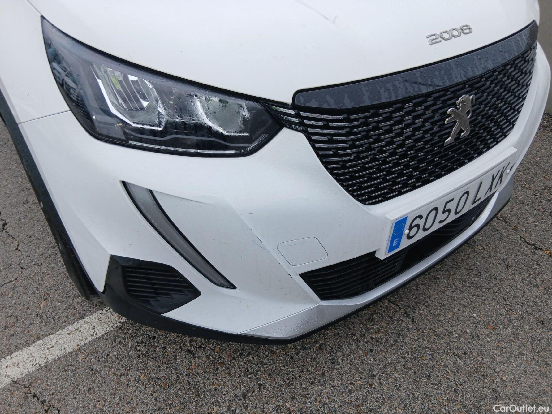  Peugeot  2008 PEUGEOT  / 2019 / 5P / todoterreno Allure BlueHDI 81kW (110CV) #12