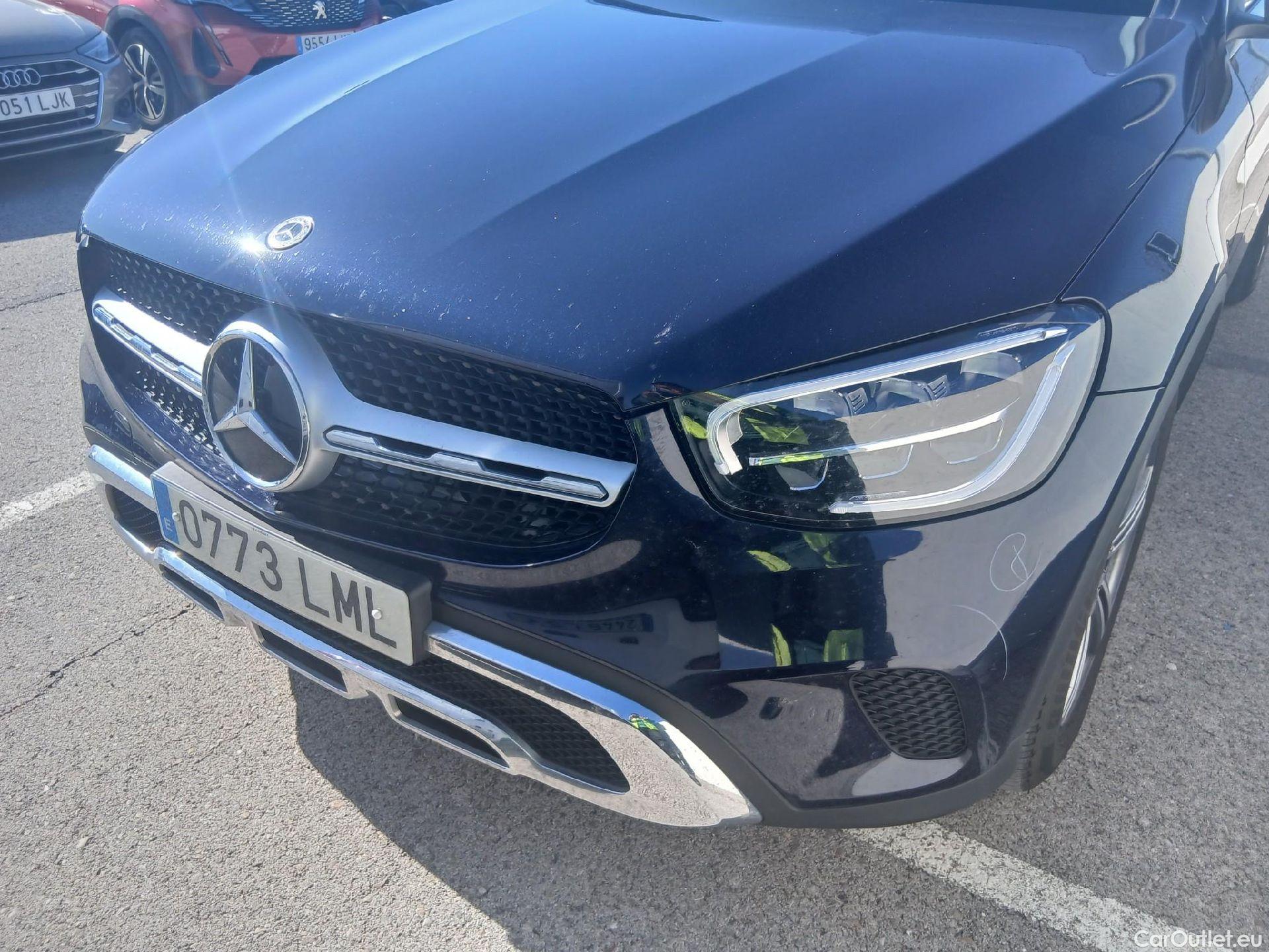  Mercedes  G-Klasee MERCEDES-BENZ GLC Coupé / 2019 / 5P / coupé GLC 220 d 4MATIC #4