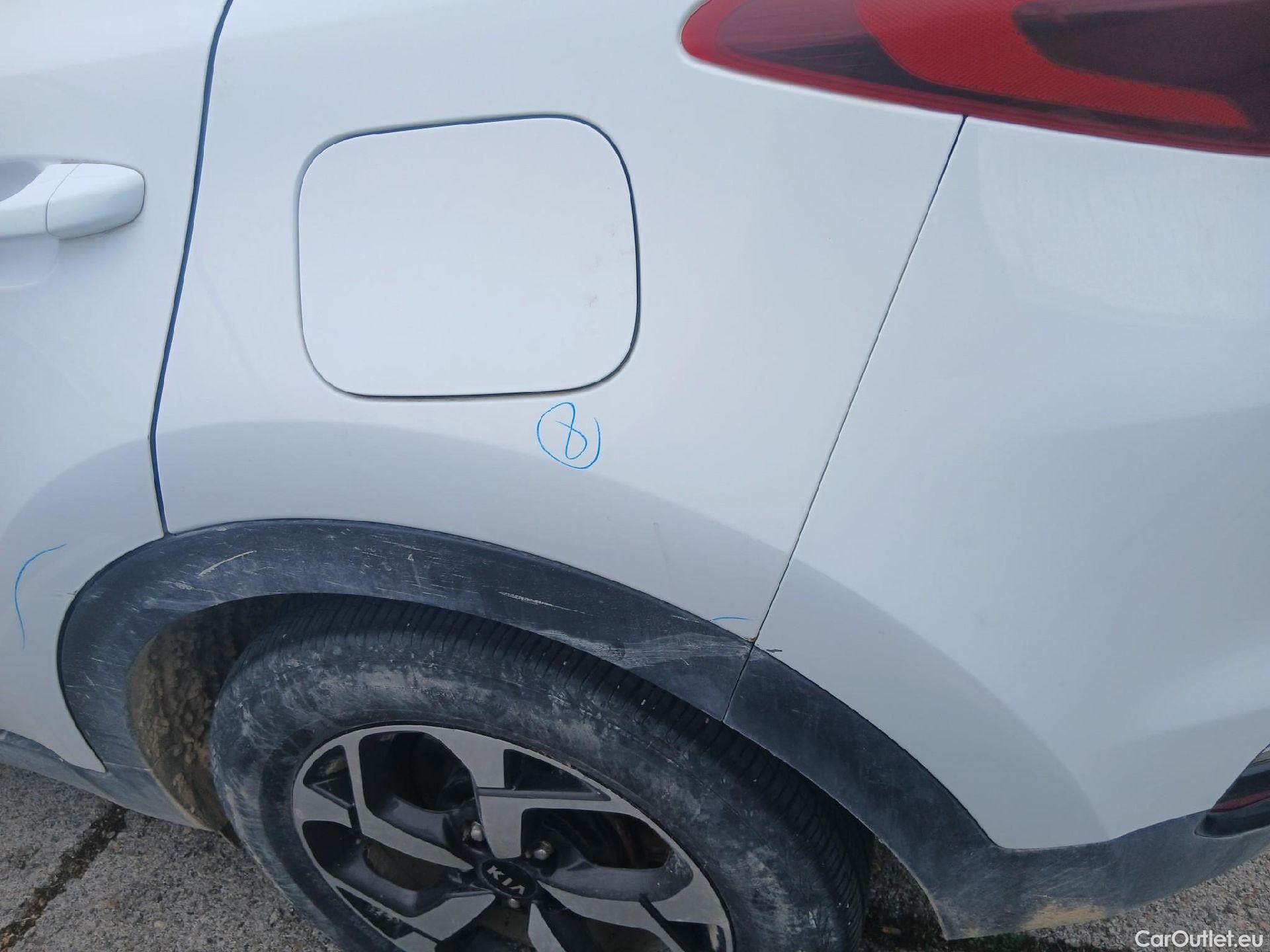  KIA  Sportage KIA  / 2018 / 5P / todoterreno 1.6 MHEV Business 100kW (136CV) 4x4 #31