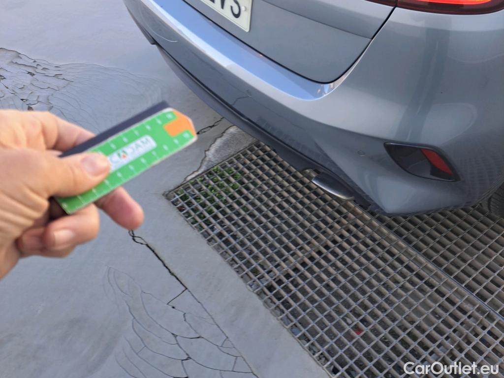  KIA  Cee'd KIA Ceed / 2021 / 5P / berlina con portón 1.0 T-GDi 88kW (120CV) Drive #45