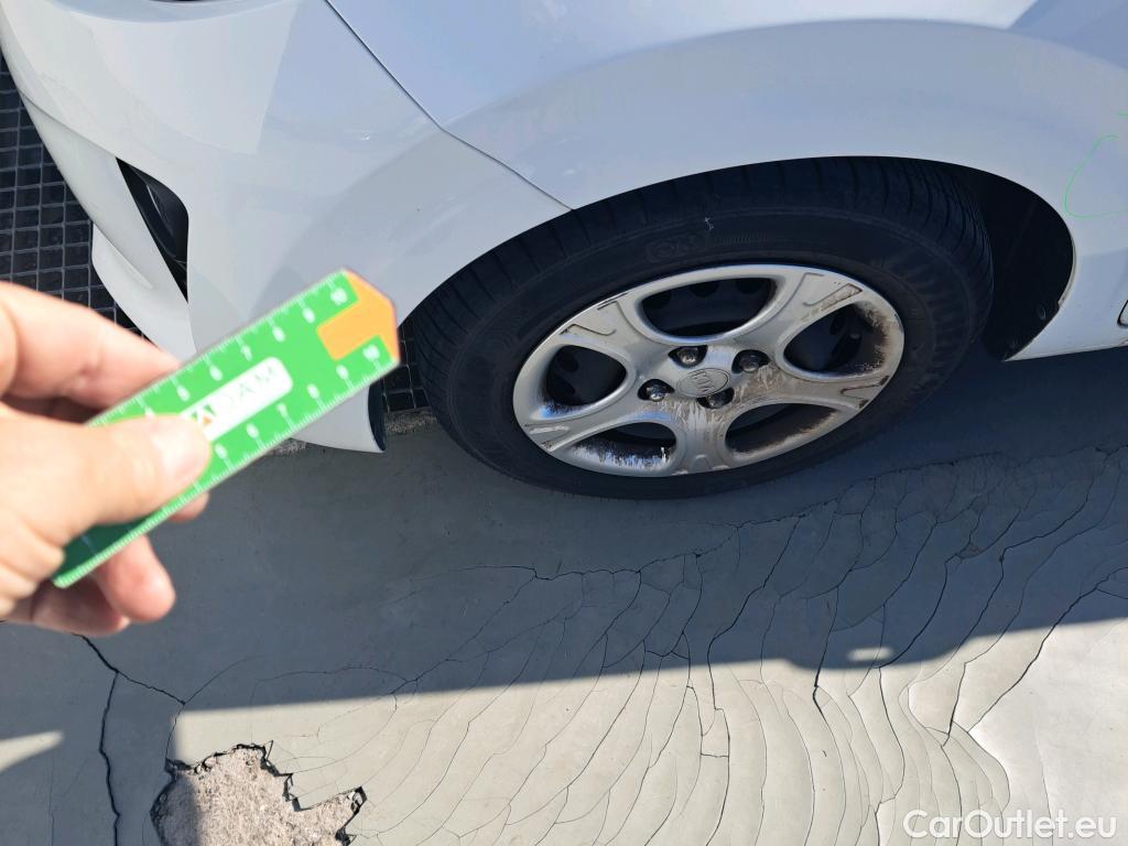  KIA  Picanto KIA  / 2020 / 5P / berlina con portón 1.0 DPi 49kW (67CV) Concept #34