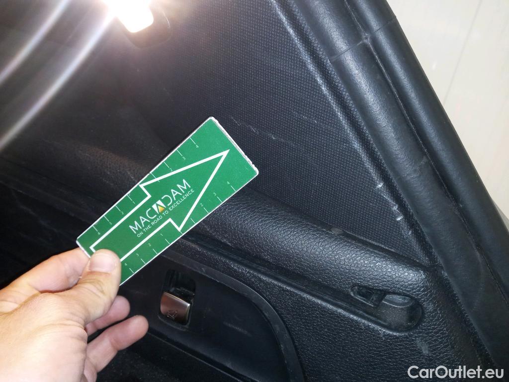  Mercedes  G-Klasee MERCEDES-BENZ Clase GLC / 2019 / 5P / todoterreno GLC 300 de 4MATIC #19