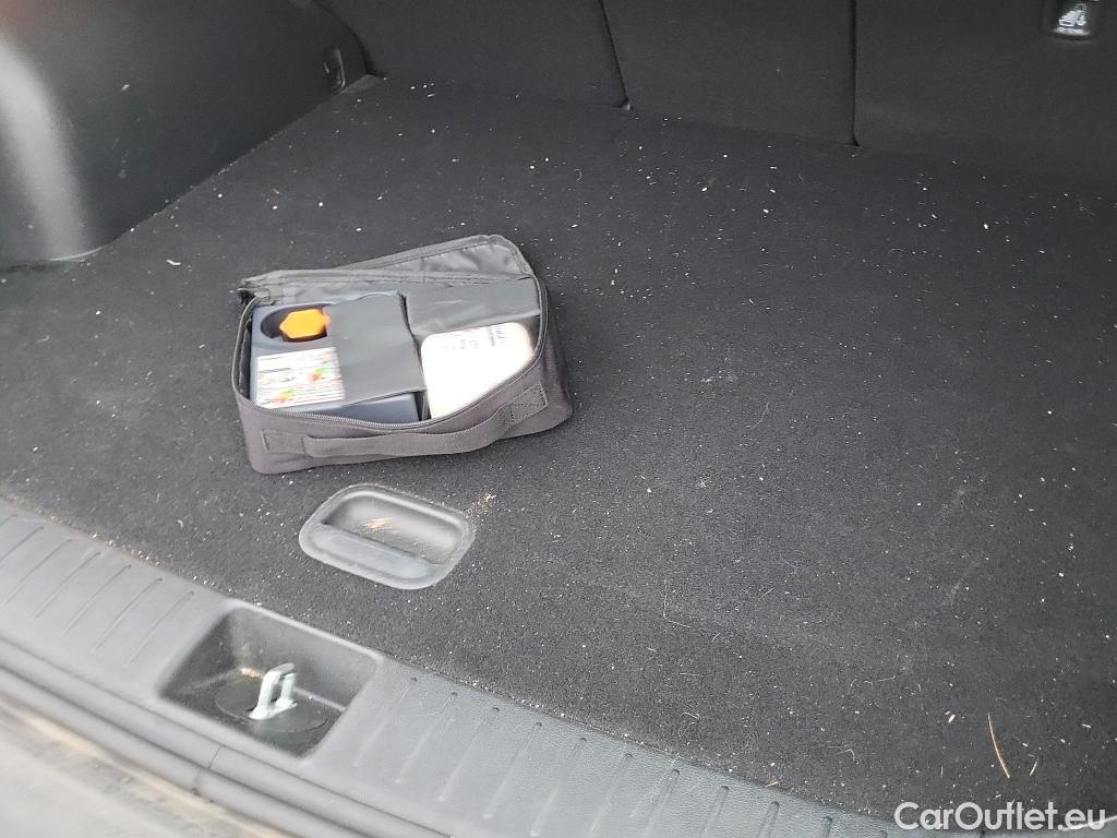  KIA  Sportage KIA  / 2022 / 5P / todoterreno 1.6 T-GDi MHEV 110kW (150CV) Drive 4x2 #21