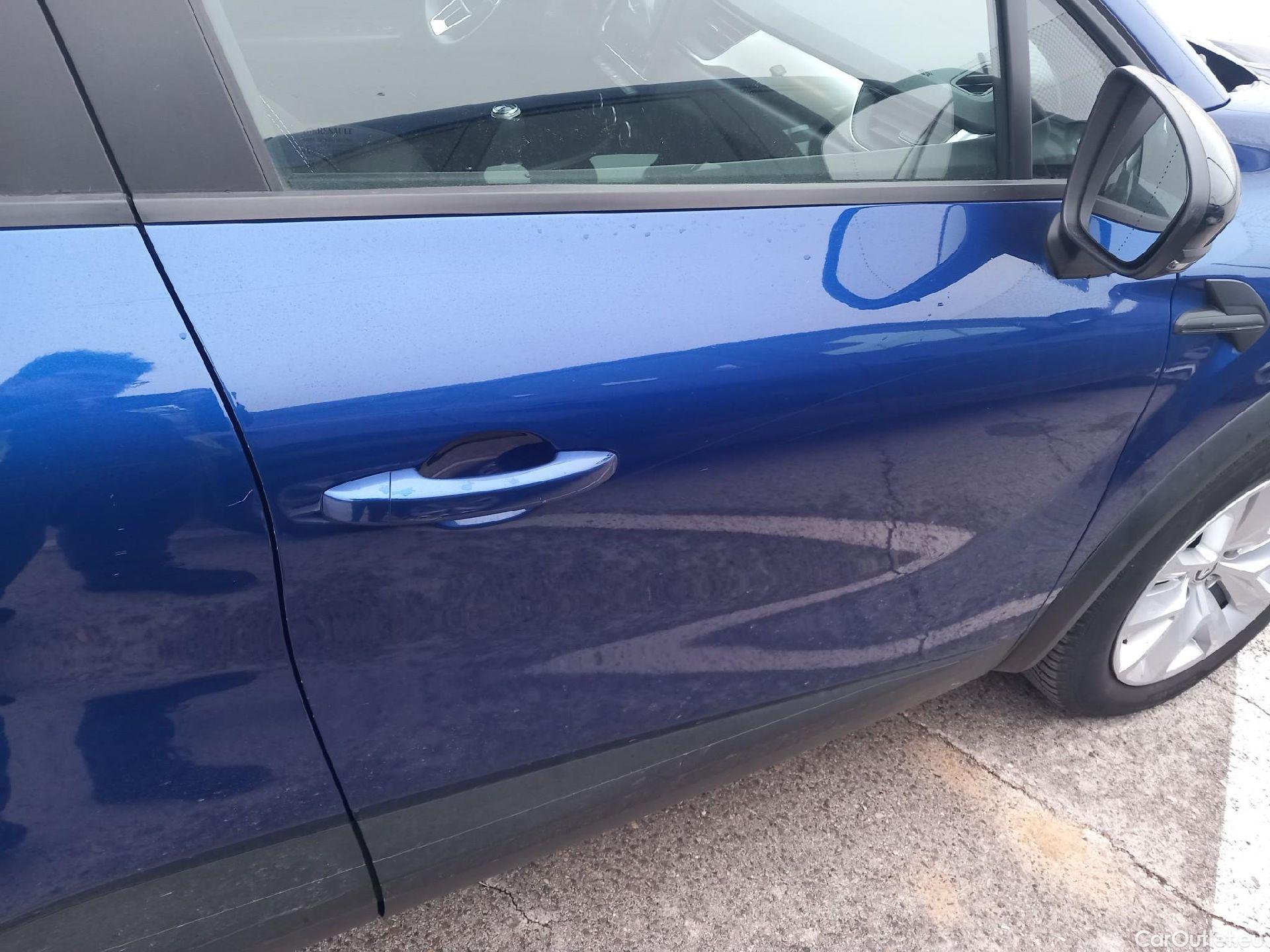  Renault  Captur RENAULT  / 2020 / 5P / todoterreno Intens TCe 90 #24