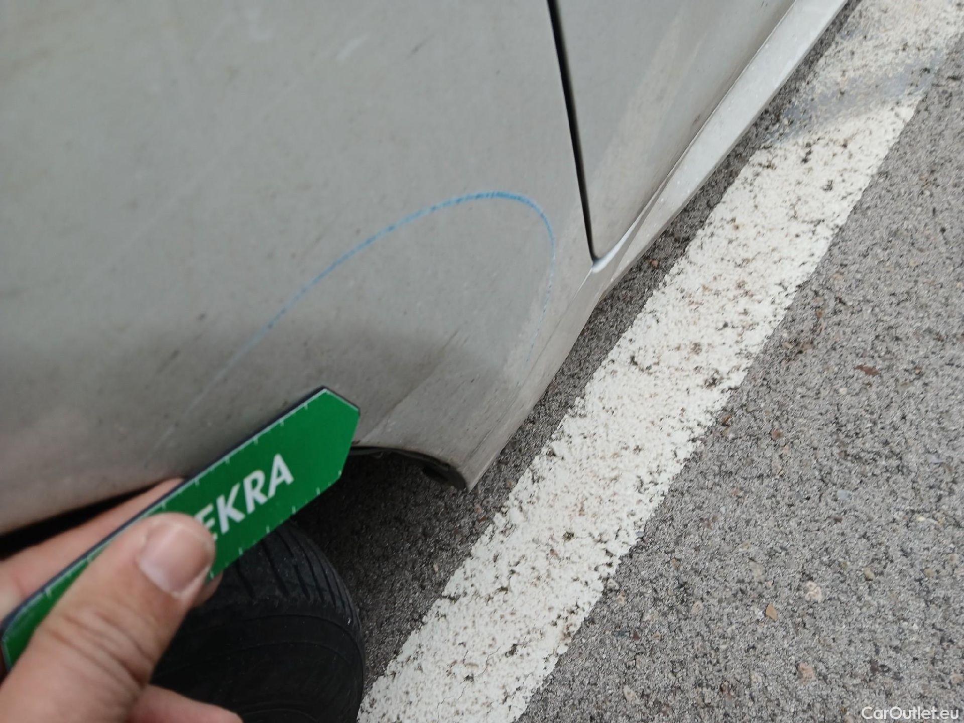  Toyota  Corolla TOYOTA  1.8 125H ACTIVE TECH E-CVT #26