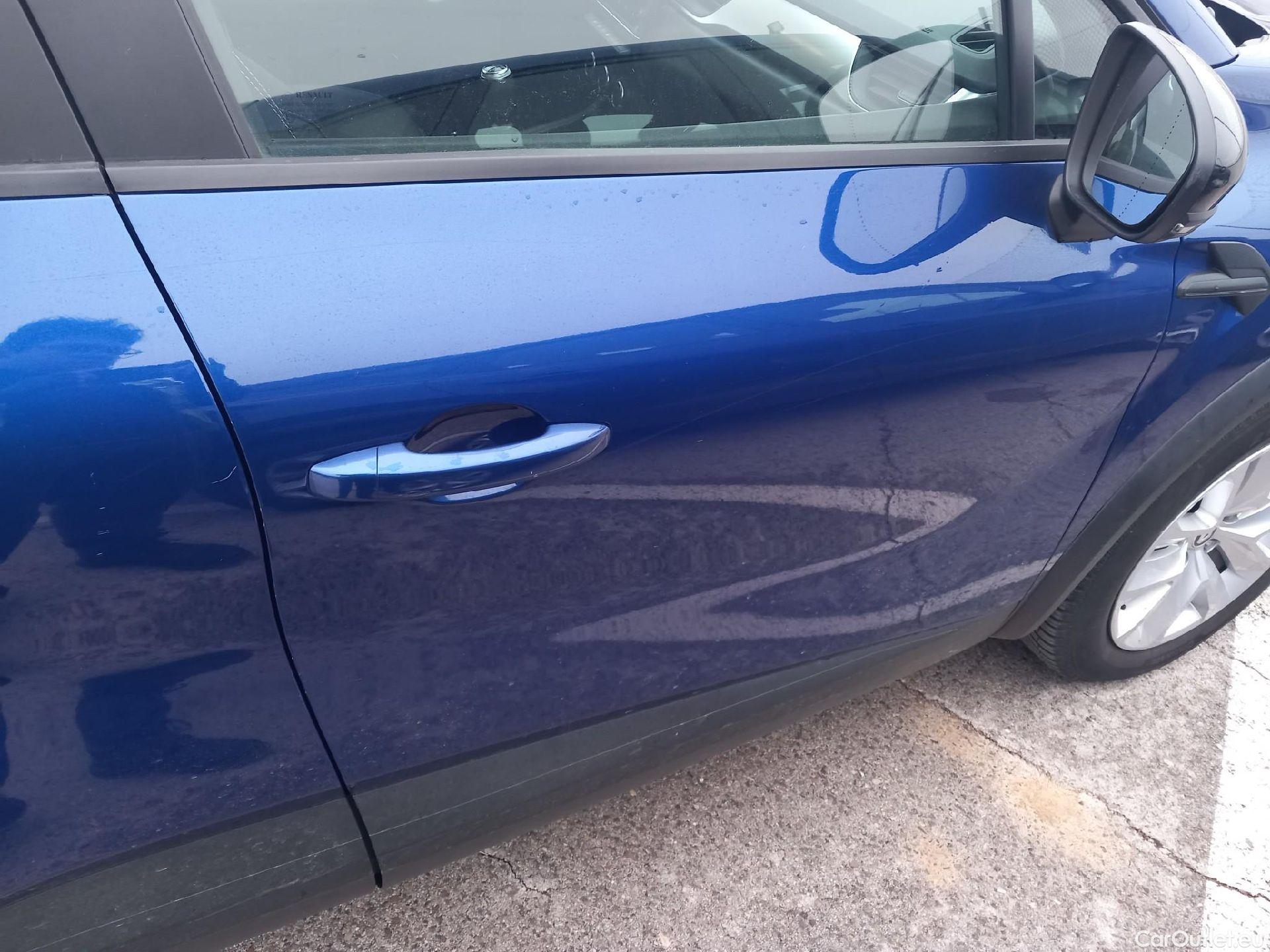  Renault  Captur RENAULT  / 2020 / 5P / todoterreno Intens TCe 90 #23