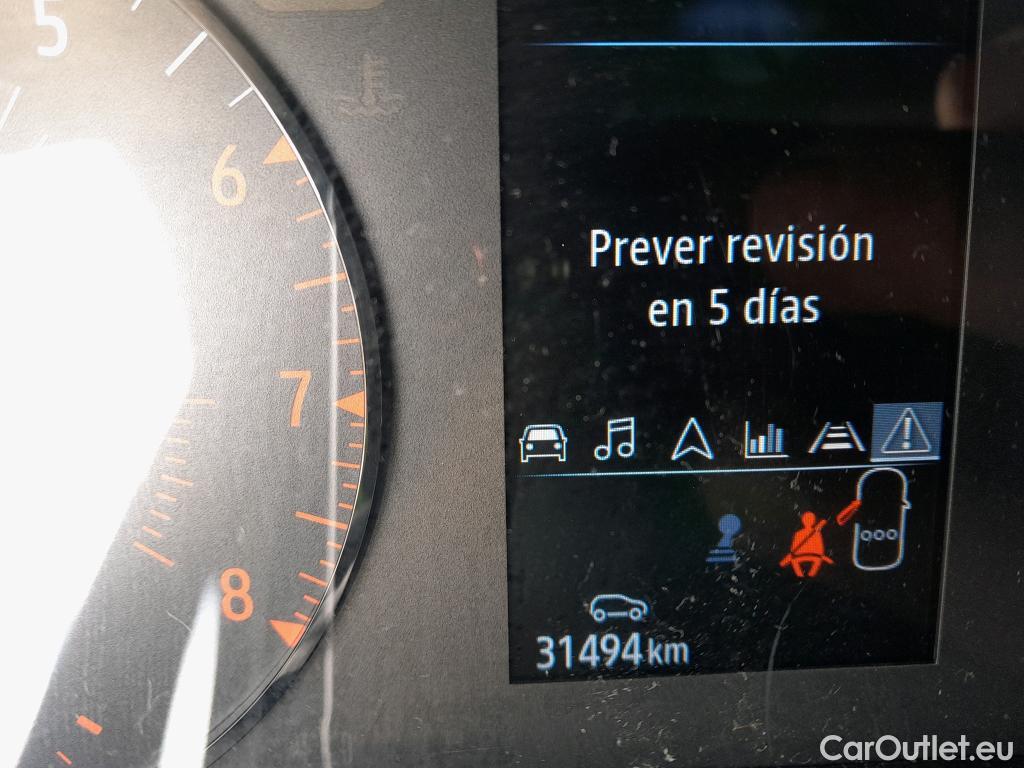  Renault  Clio RENAULT  / 2019 / 5P / berlina con portón Business TCe 74 kW (100CV) GLP #22