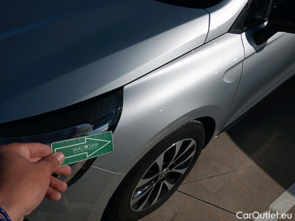  Renault  Clio RENAULT  / 2019 / 5P / berlina con portón Intens TCe 67 kW (91CV) #2