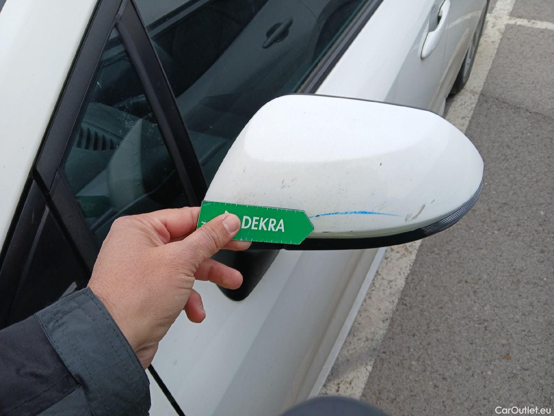  Toyota  Corolla TOYOTA  1.8 125H ACTIVE TECH E-CVT #28