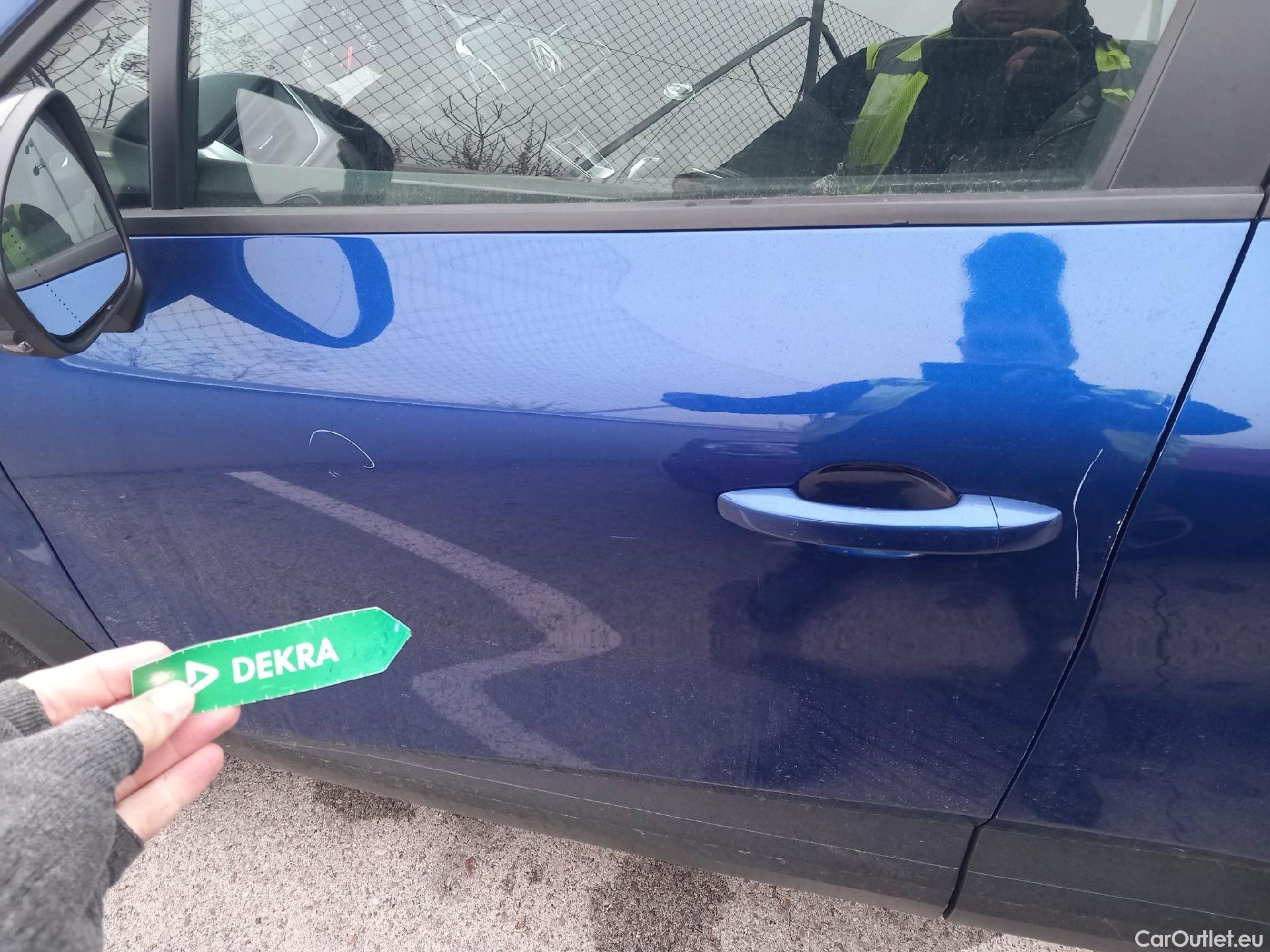  Renault  Captur RENAULT  / 2020 / 5P / todoterreno Intens TCe 90 #8