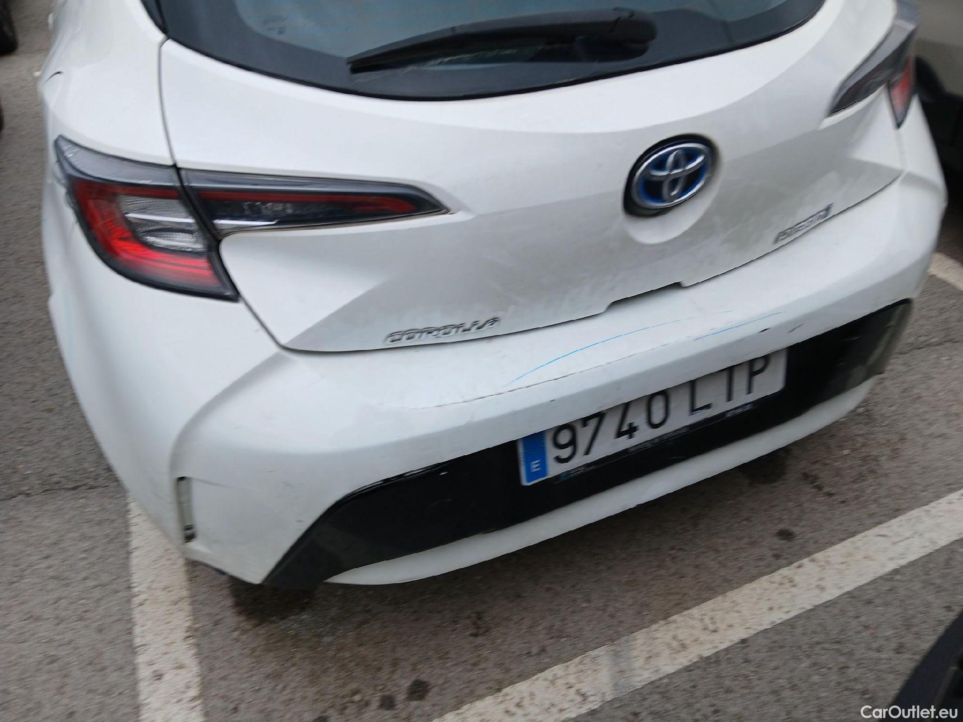  Toyota  Corolla TOYOTA  1.8 125H ACTIVE TECH E-CVT #32