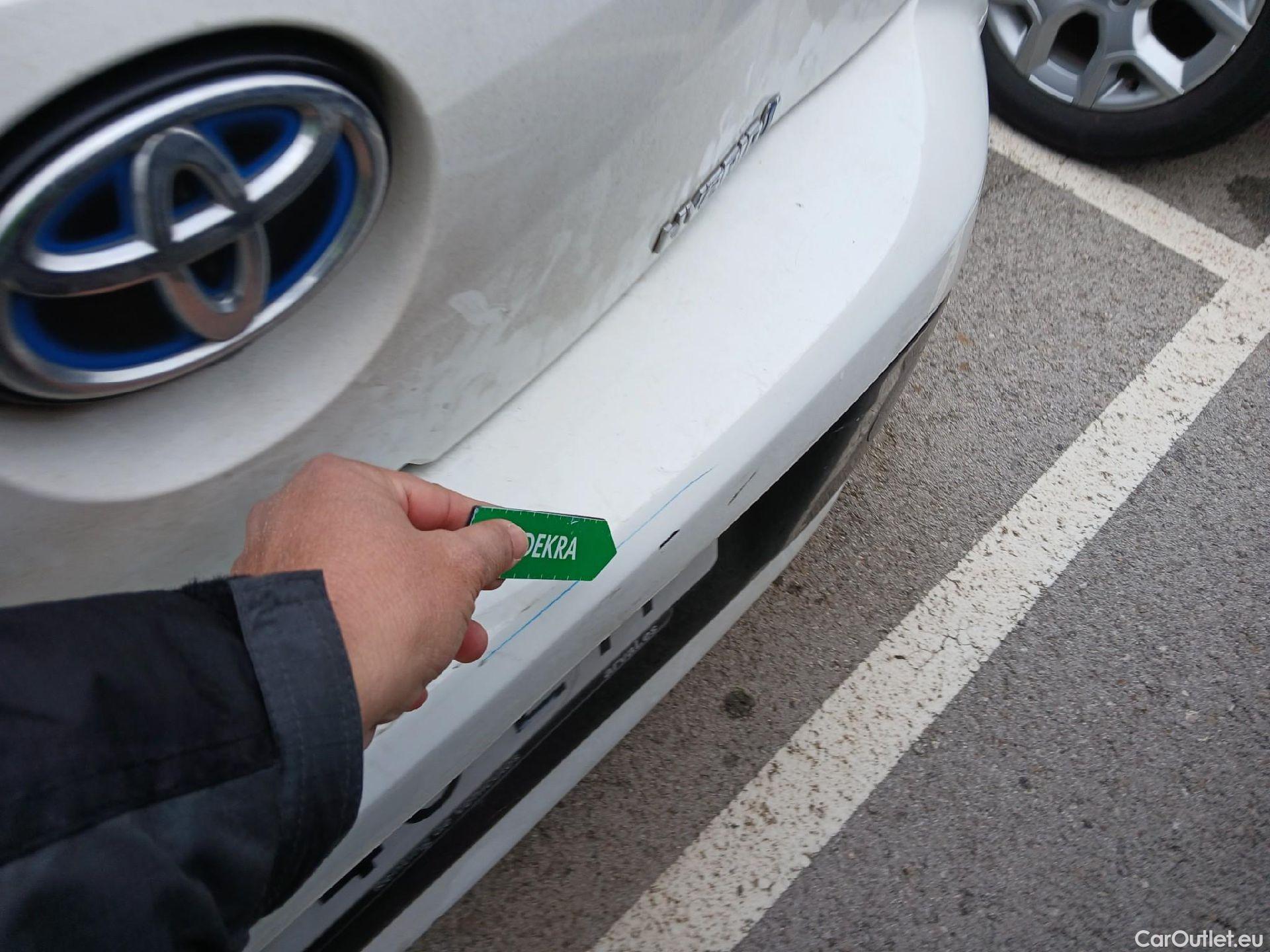  Toyota  Corolla TOYOTA  1.8 125H ACTIVE TECH E-CVT #31