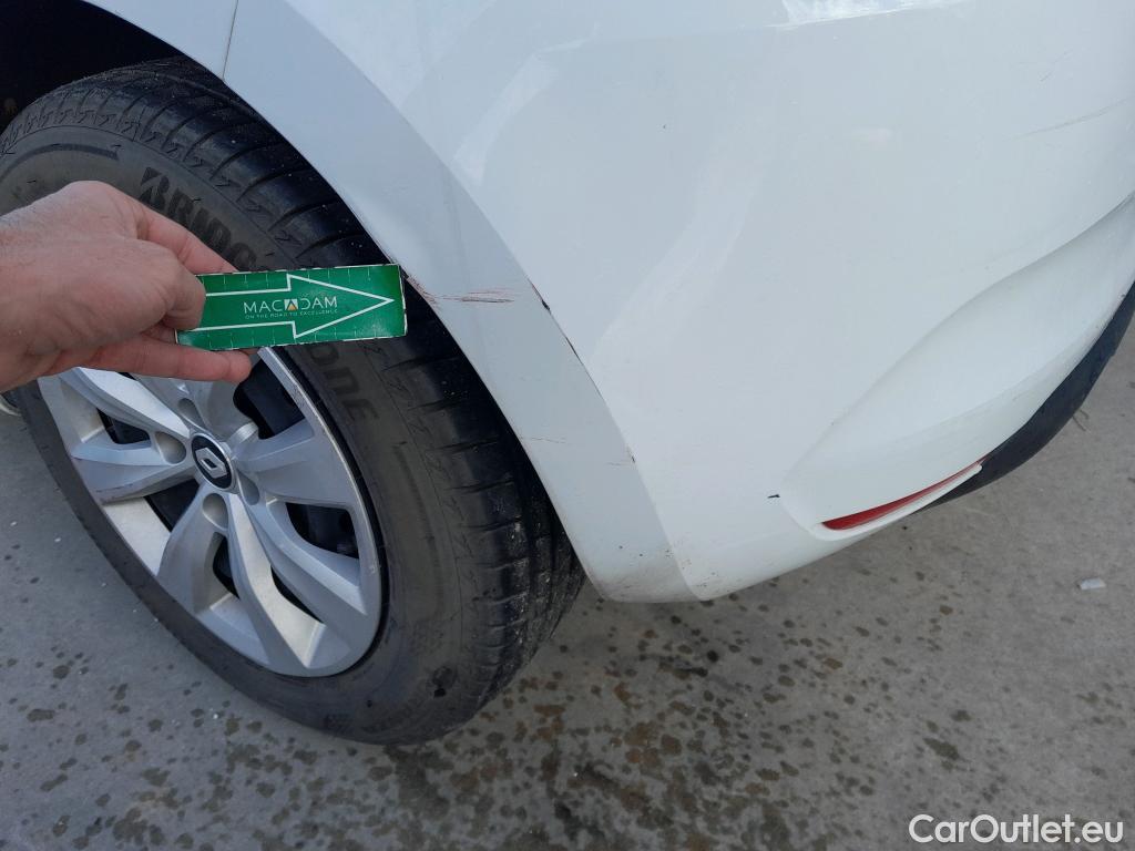  Renault  Clio RENAULT  / 2019 / 5P / berlina con portón Business TCe 74 kW (100CV) GLP #14