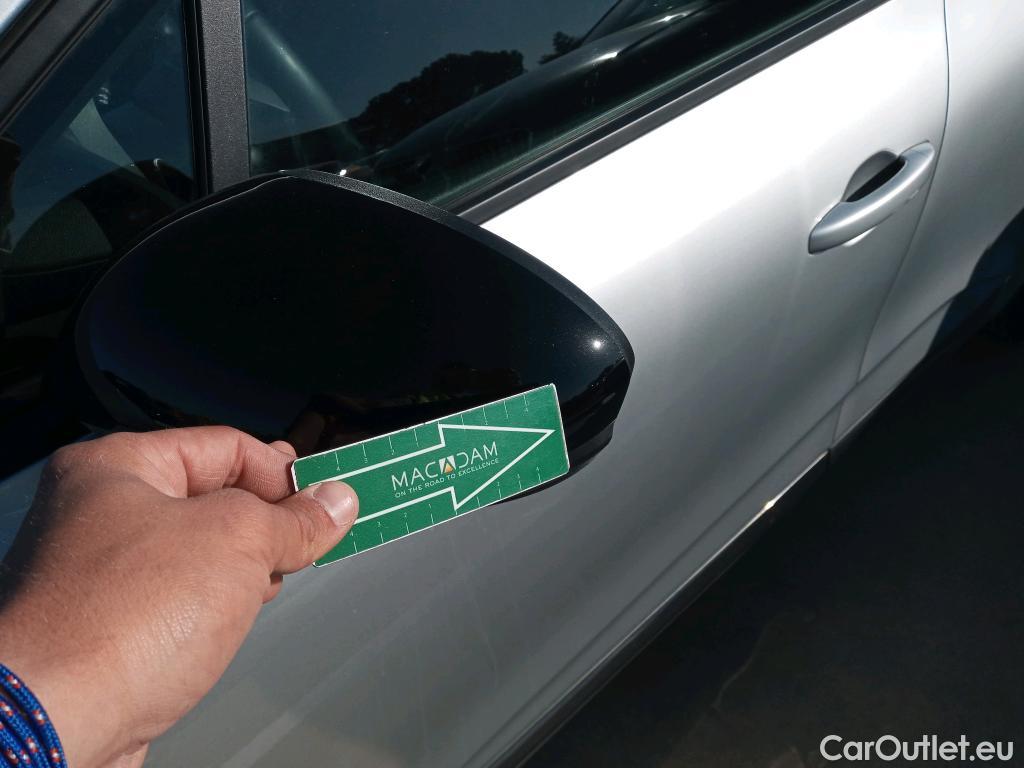  Renault  Clio RENAULT  / 2019 / 5P / berlina con portón Intens TCe 67 kW (91CV) #12