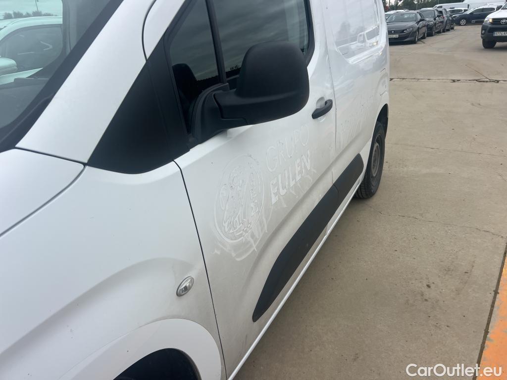  Citroen  Berlingo CITROEN  / 2018 / 3P / furgón derivado de turismo Talla M BlueHDi 100 CONTROL #16
