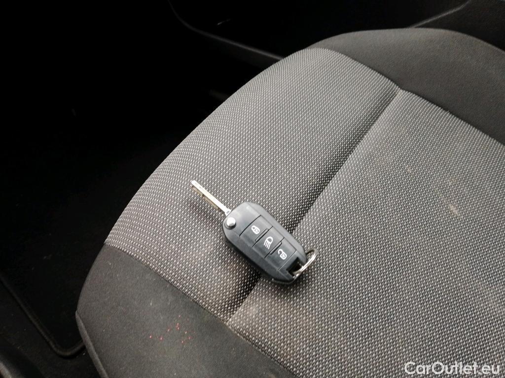  Citroen  Berlingo CITROEN  / 2018 / 4P / combi Talla M BlueHDi 100 S&S LIVE PACK BUSINE #4