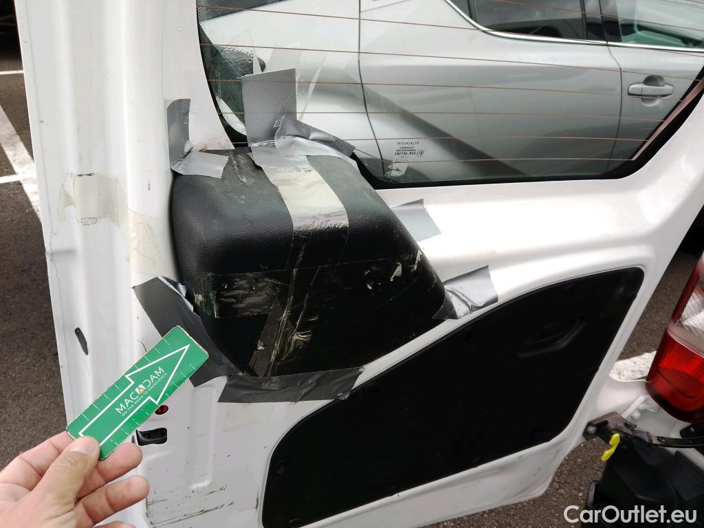  Citroen  Berlingo CITROEN  / 2018 / 4P / combi Talla M BlueHDi 100 S&S LIVE PACK BUSINE #41