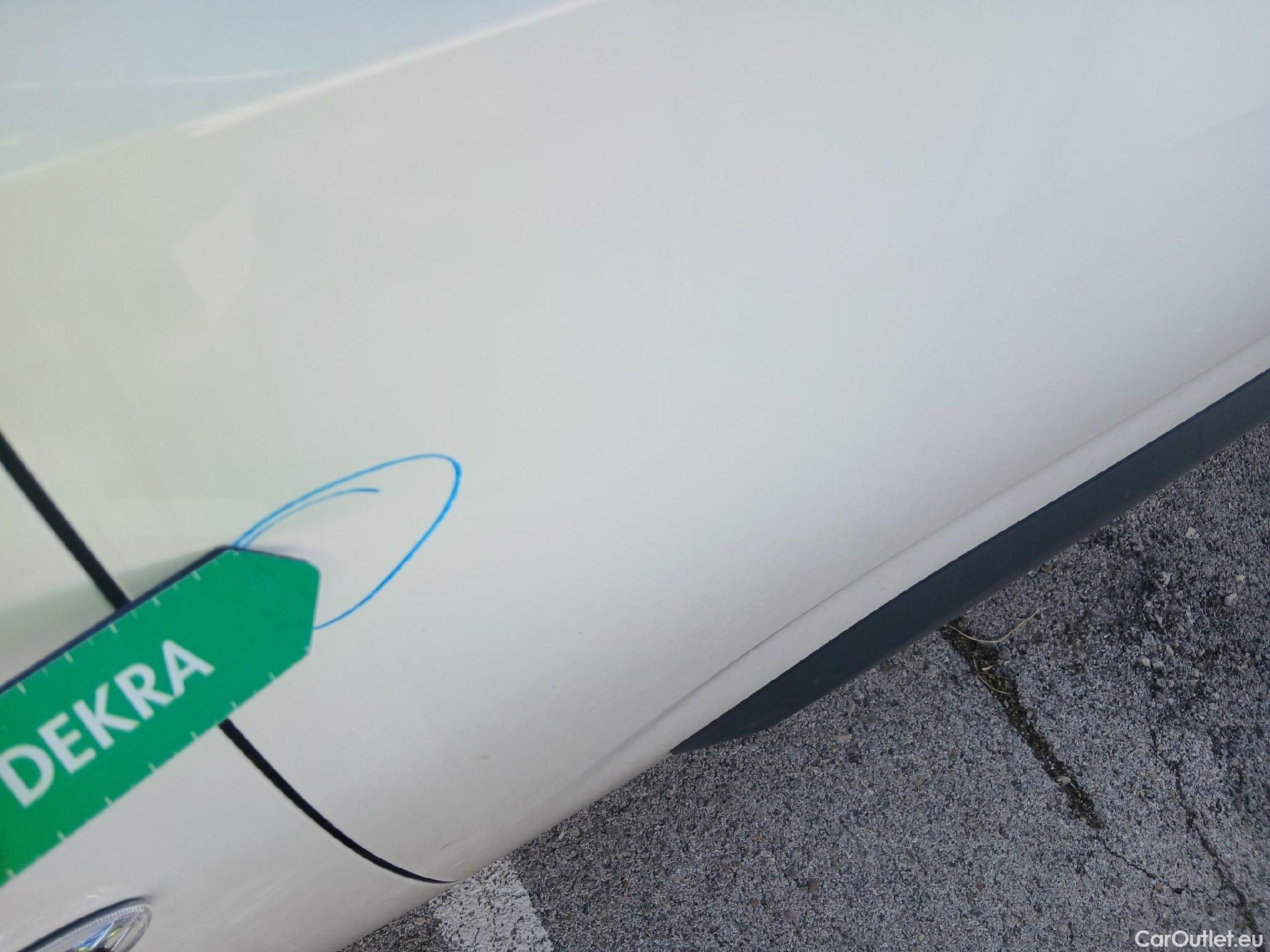  Opel  Combo OPEL  / 2018 / 3P / furgón derivado de turismo 1.5 TD 75kW (100CV) Express L H1 650kg (AC) #11