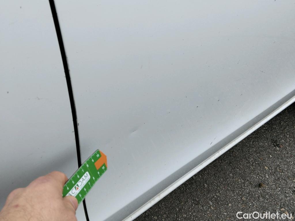  Mercedes  Vito MERCEDES-BENZ  / 2014 / 4P / furgón 114CDI 100kW furgón Pro larga #26